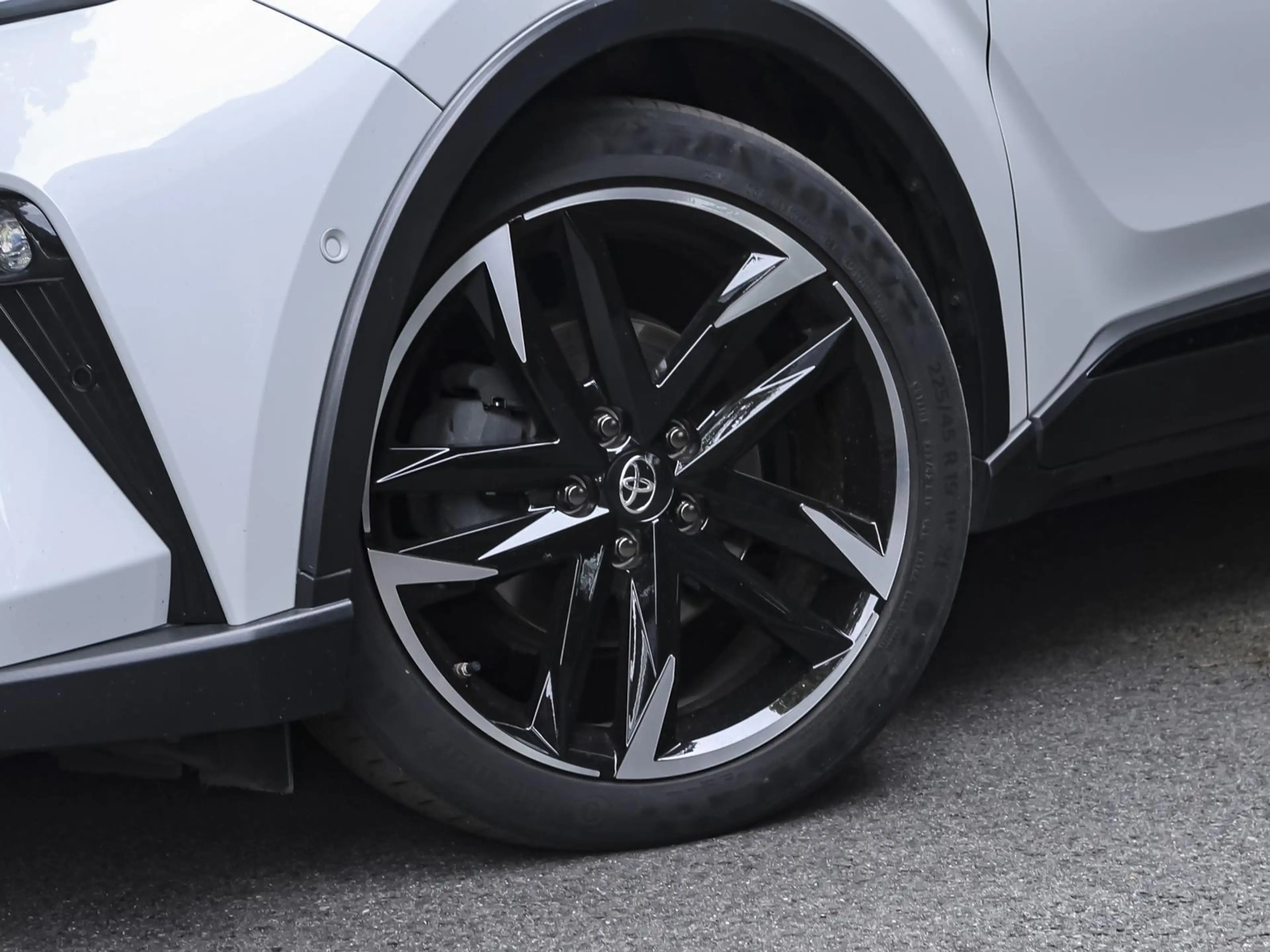Toyota C-HR 2.0 Hybrid GR Sport JBL, KAMERA, KLIMA — photo 7