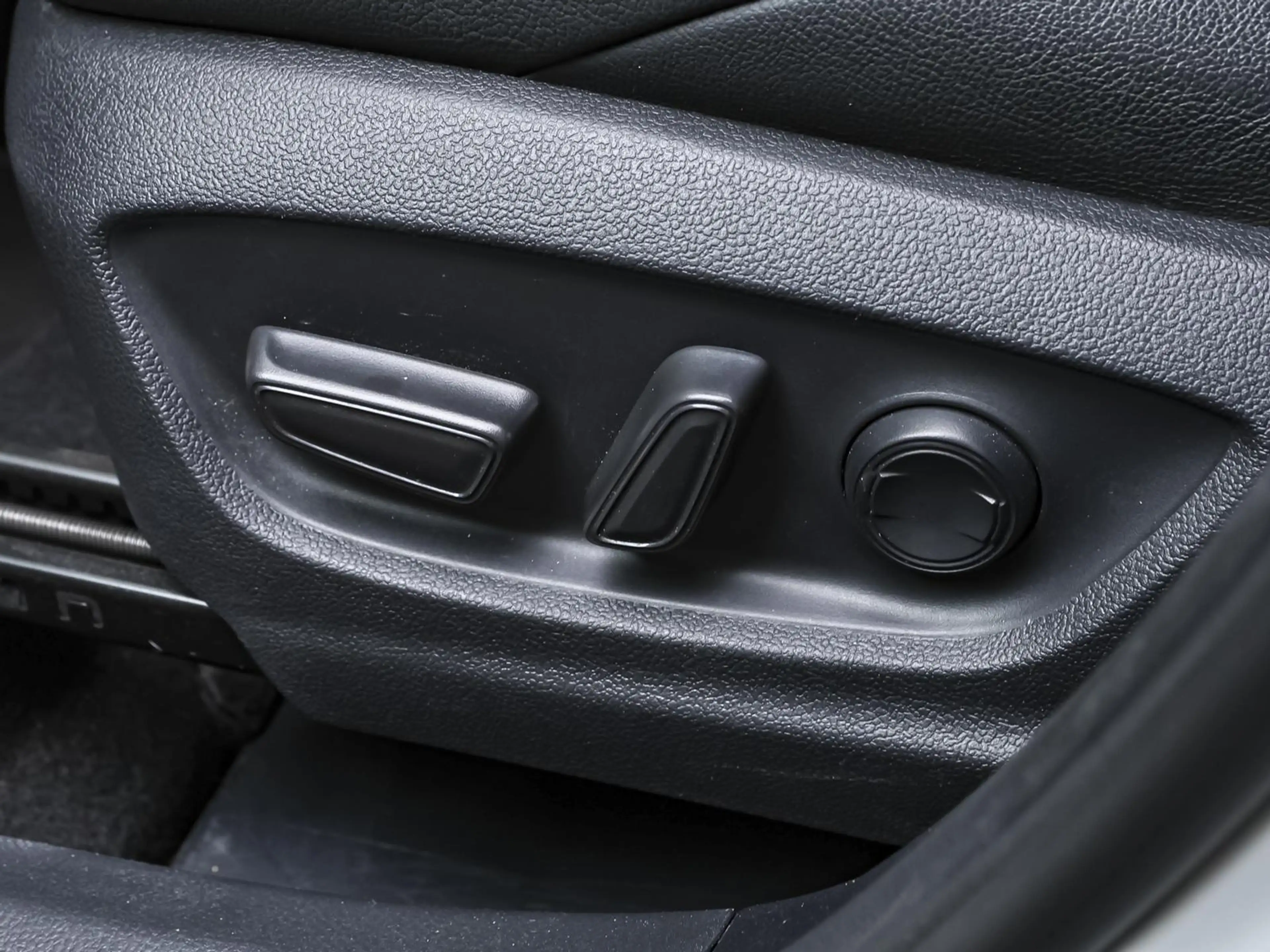 Toyota C-HR 2.0 Hybrid GR Sport JBL, KAMERA, KLIMA — photo 8