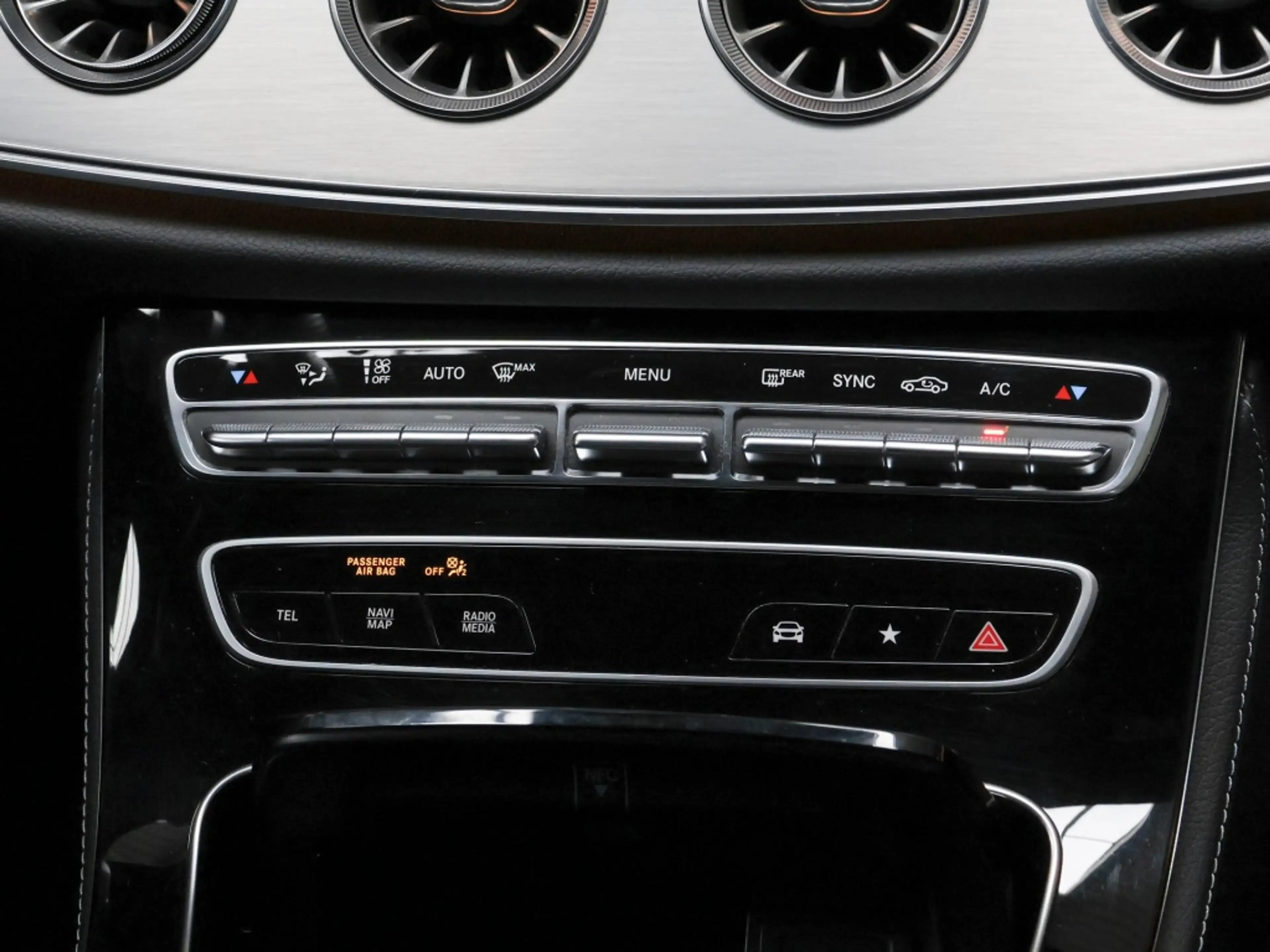 Mercedes-Benz CLS 400 d 4MATIC AMG-Sport/AHK/360/Wide/Night/19 — photo 10