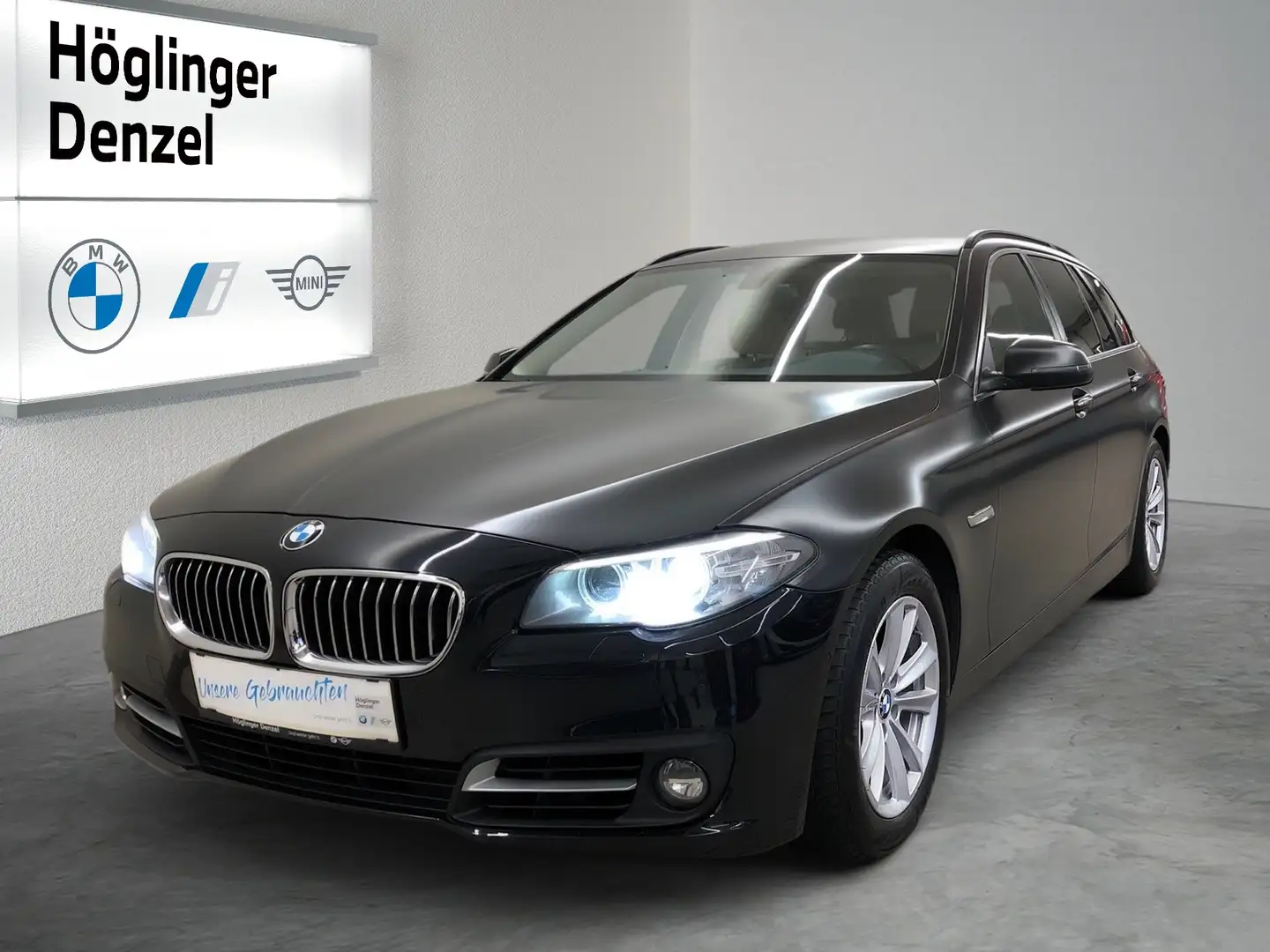 BMW 520 d xDrive Schwarz - 1