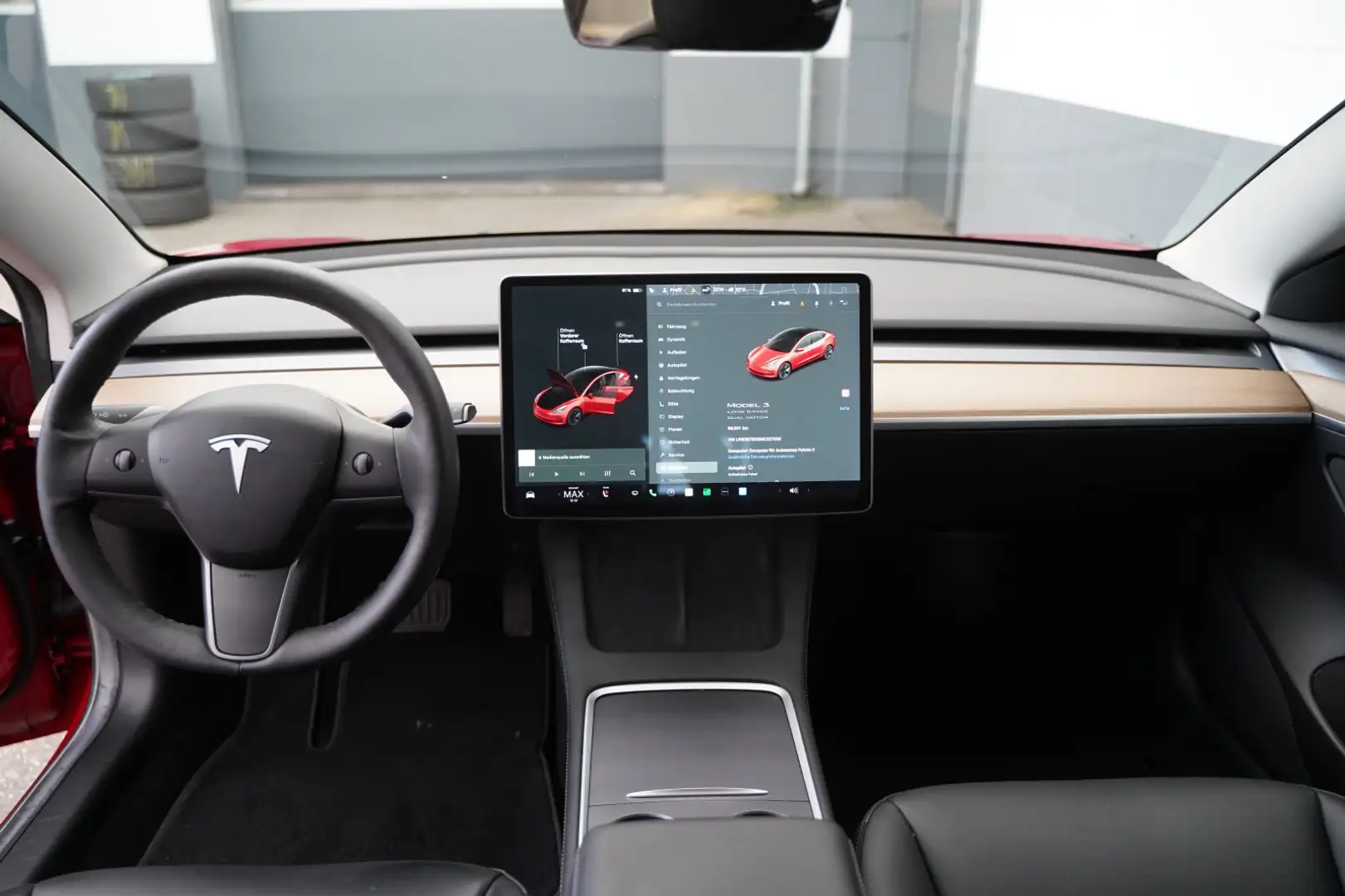 Tesla Model 3 Long Range AWD Rot - 2
