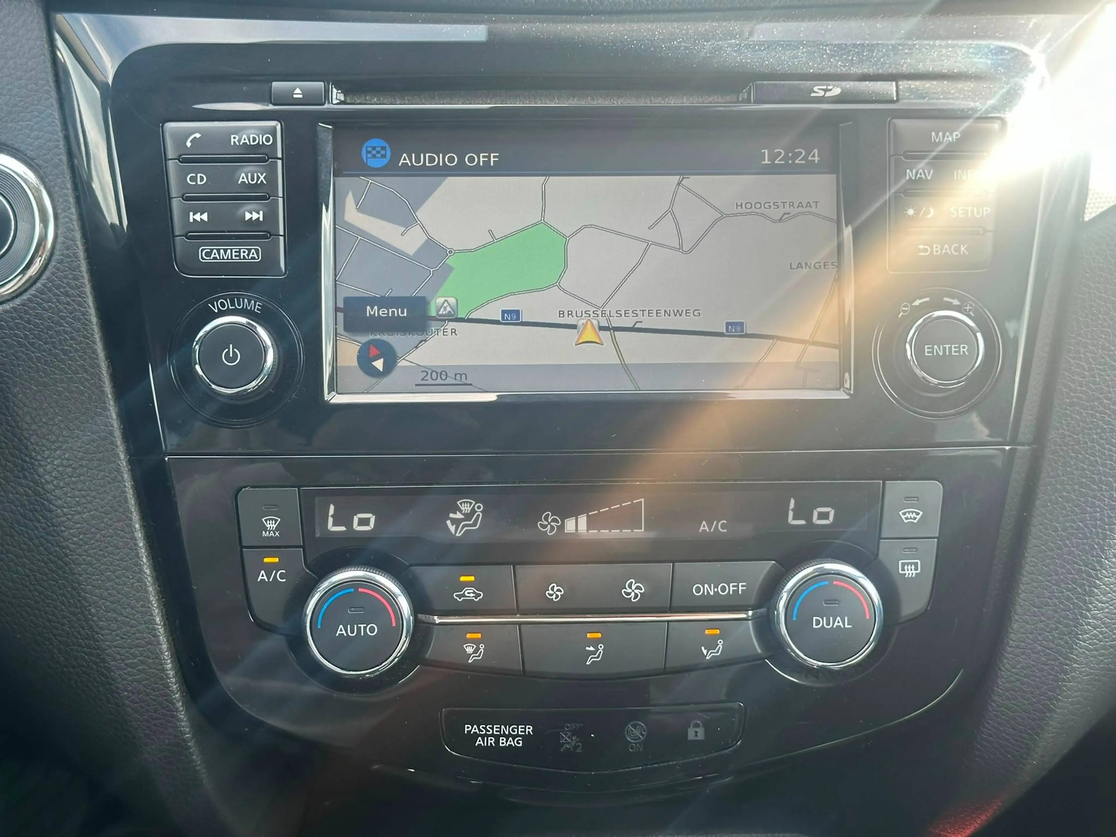 Nissan Qashqai 1.2 / TOIT PANO / CAMERA 360 / SIEGE CHAUFFANT / AIRCO / NAVI — photo 7