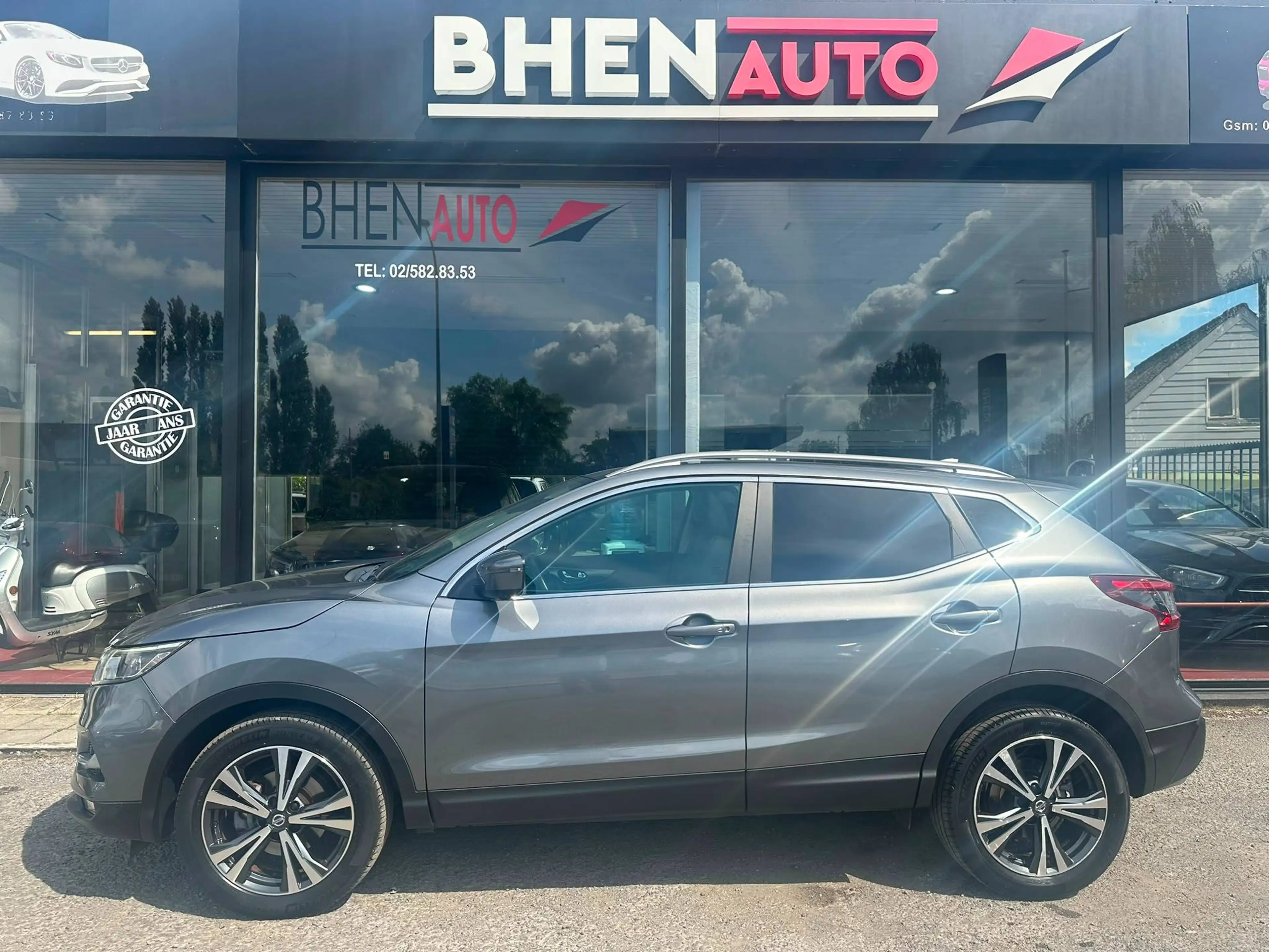 Nissan Qashqai 1.2 / TOIT PANO / CAMERA 360 / SIEGE CHAUFFANT / AIRCO / NAVI — photo 5