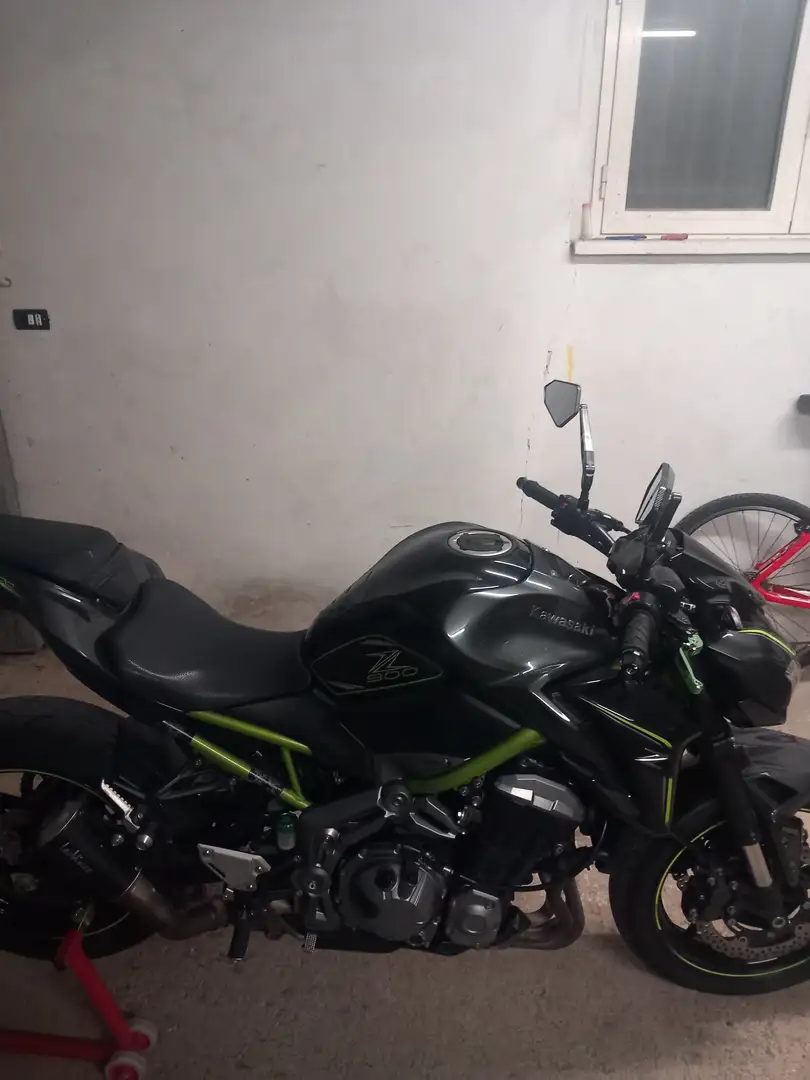 Kawasaki Z 900 Verde - 2