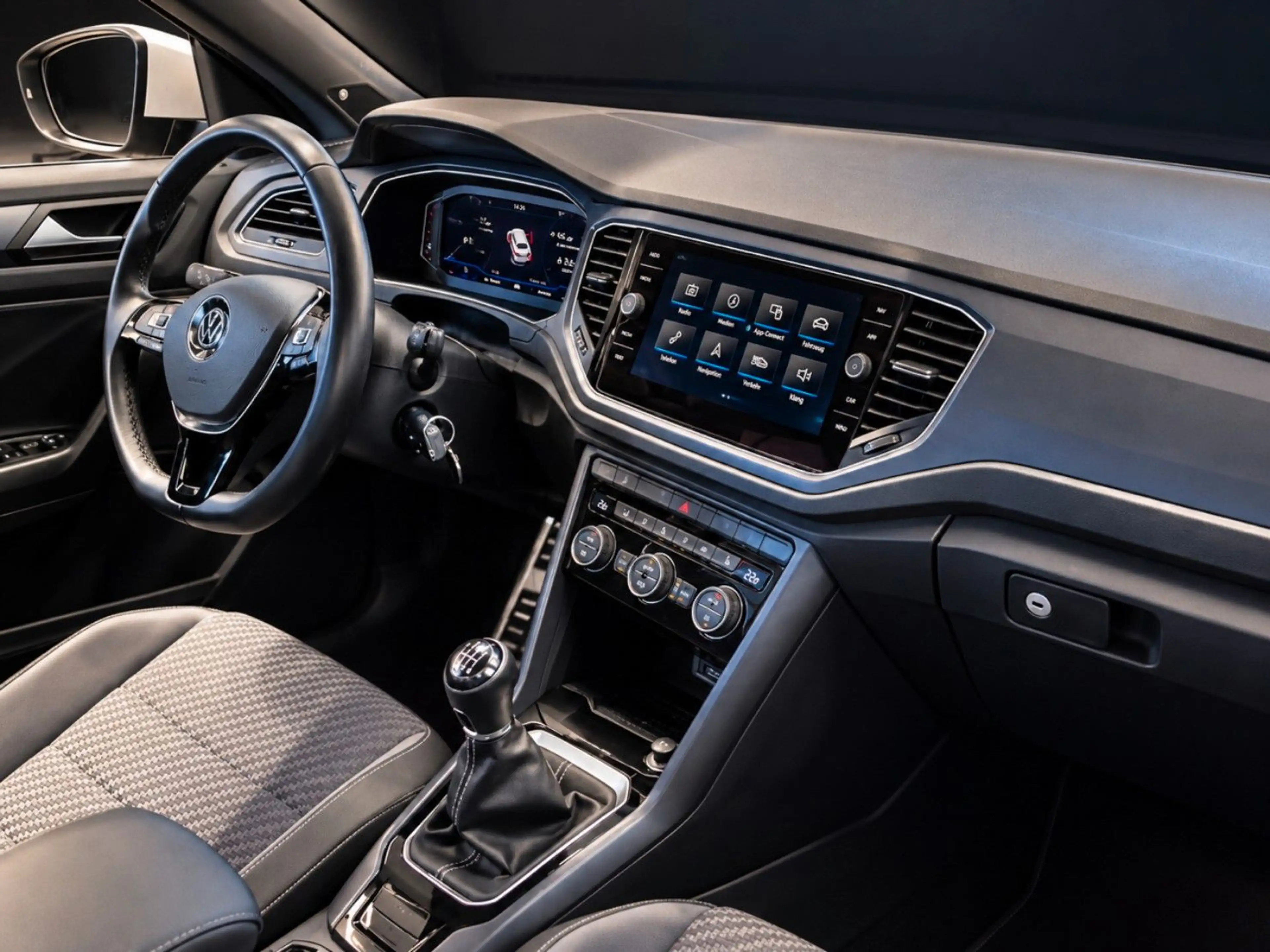 Volkswagen T-Roc Cabriolet R-Line LED R Kam Navi Klima Top — photo 4