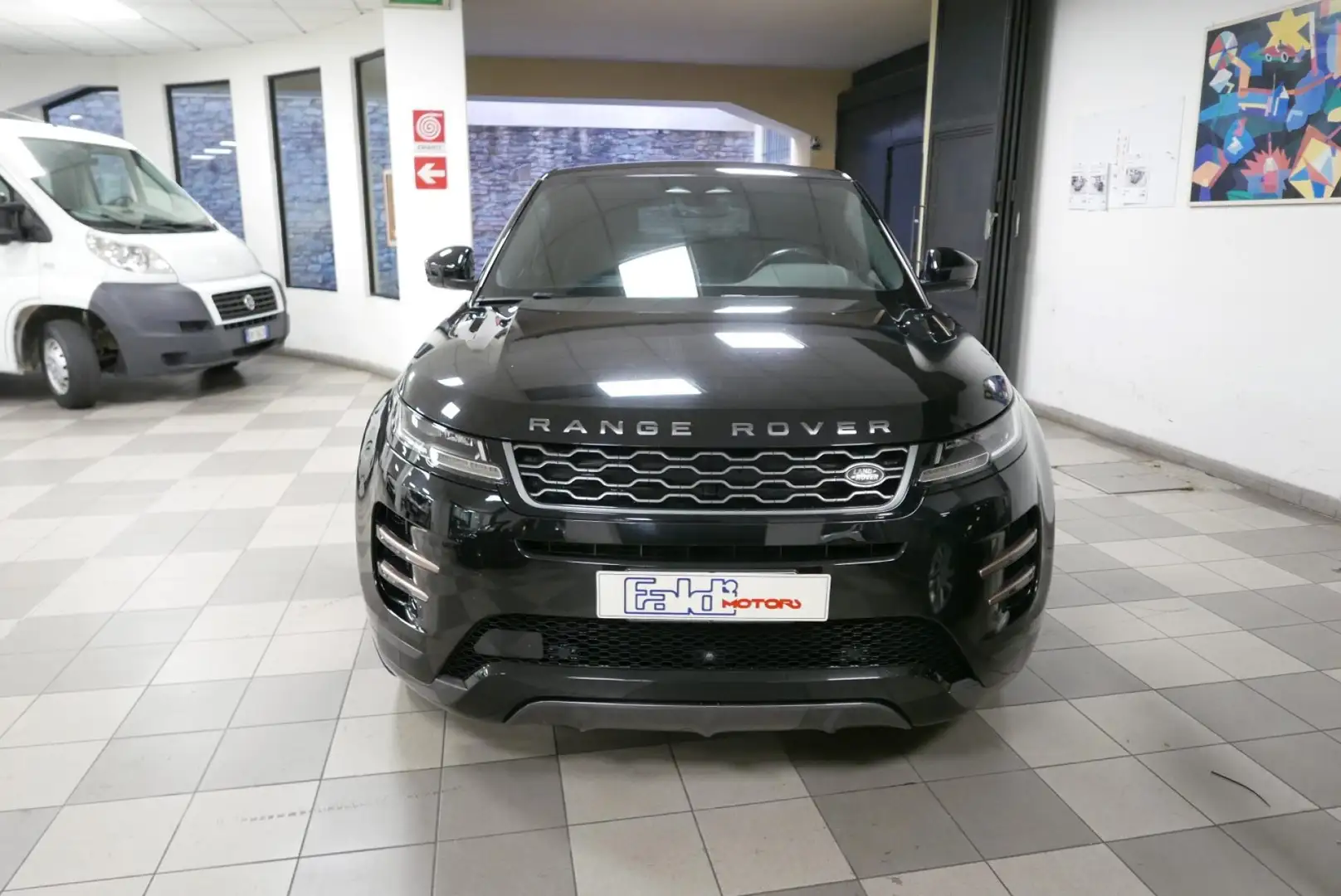 Land Rover Range Rover Evoque 2.0D I4 163 CV AWD Auto R-Dynamic Zwart - 2