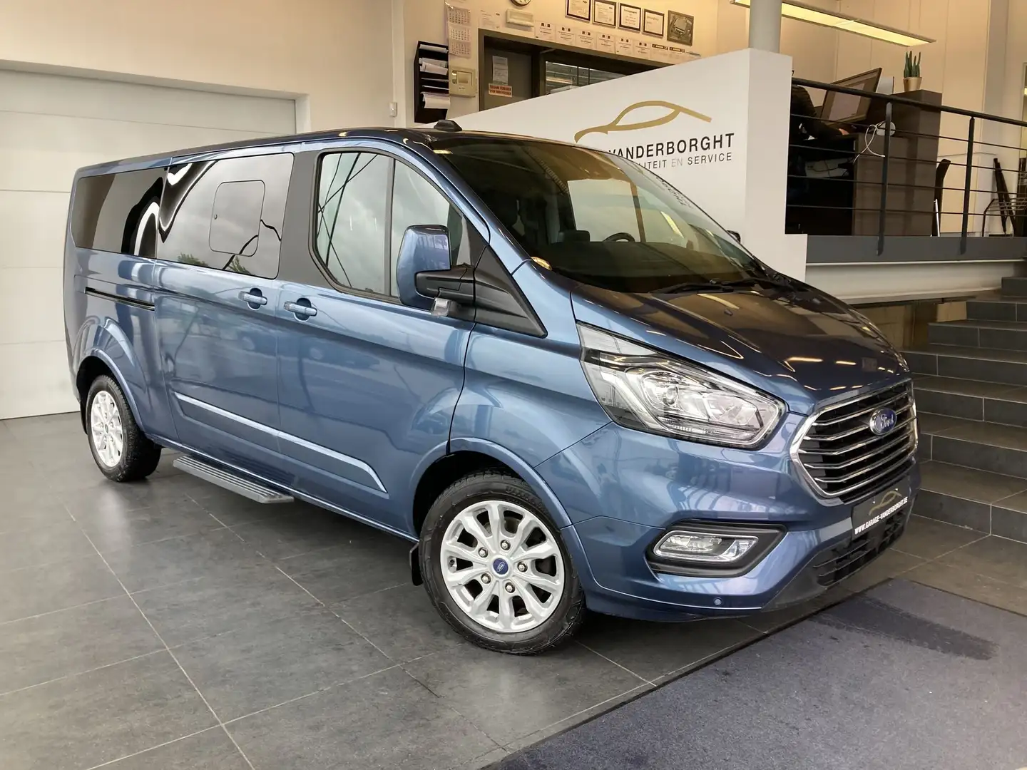 Ford Tourneo Custom TITANIUM X 8 ZIT HYBRID WAARBORG TOT 24/4/2028 . Blauw - 2