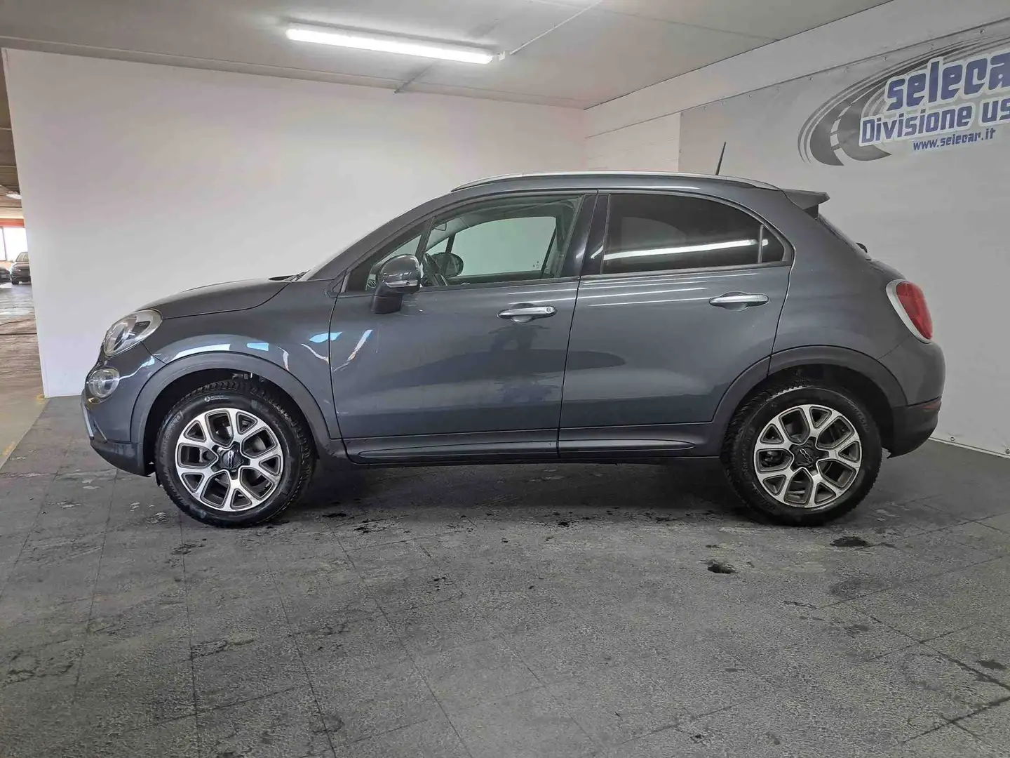 Fiat 500X 500X 1.4 m-air Lounge 4x2 140cv Grijs - 2