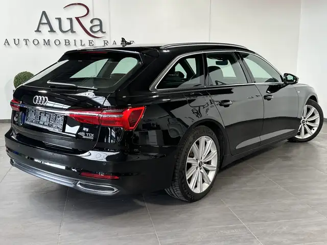 Audi A6 Avant view 4