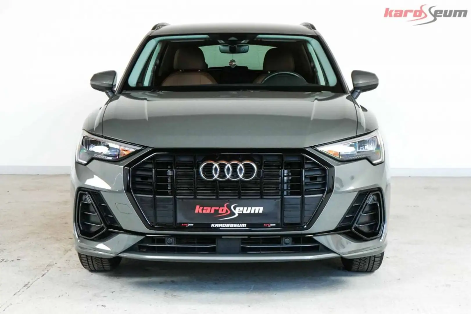 Audi Q3 35 TDI 2xS line Aut. | BEGEHRTE KONFIGURATION Grau - 2