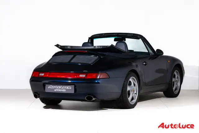 Porsche 993 view 4