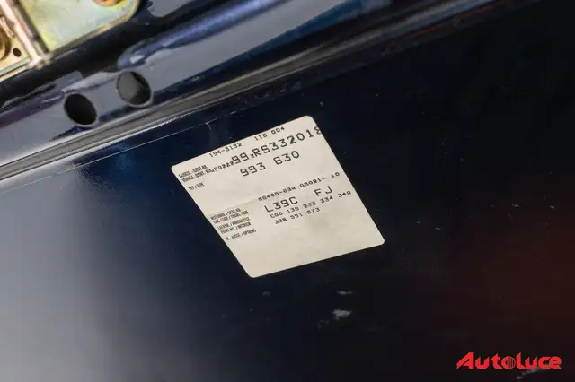 Porsche 993 view 15