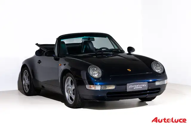 Porsche 993 view 3