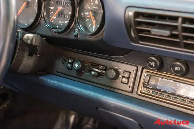 Porsche 993 view 13