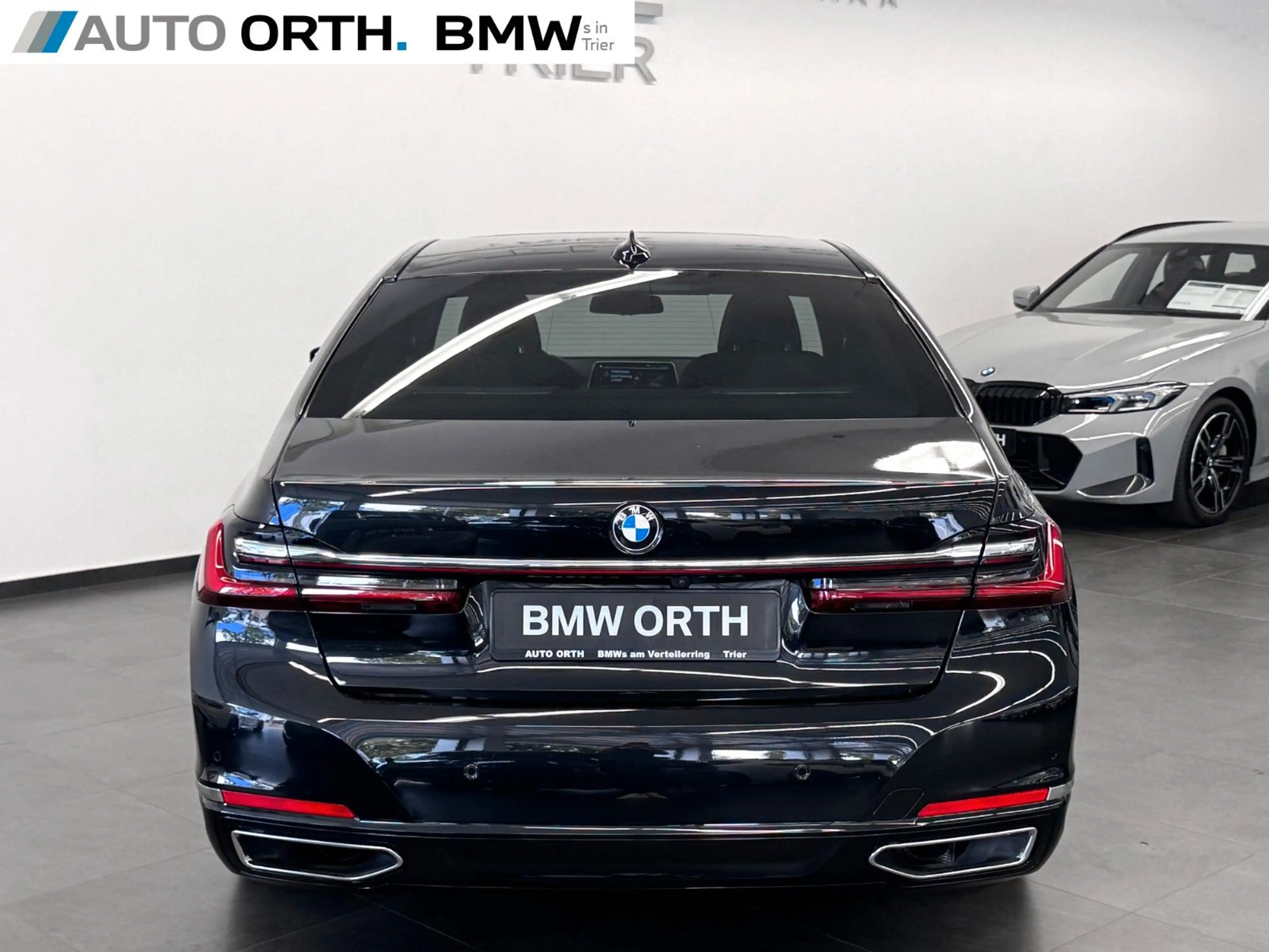 BMW 730 d NAPPA MASSAGE SITZKLIMA ST-HZG ACC 360° AHK — photo 9