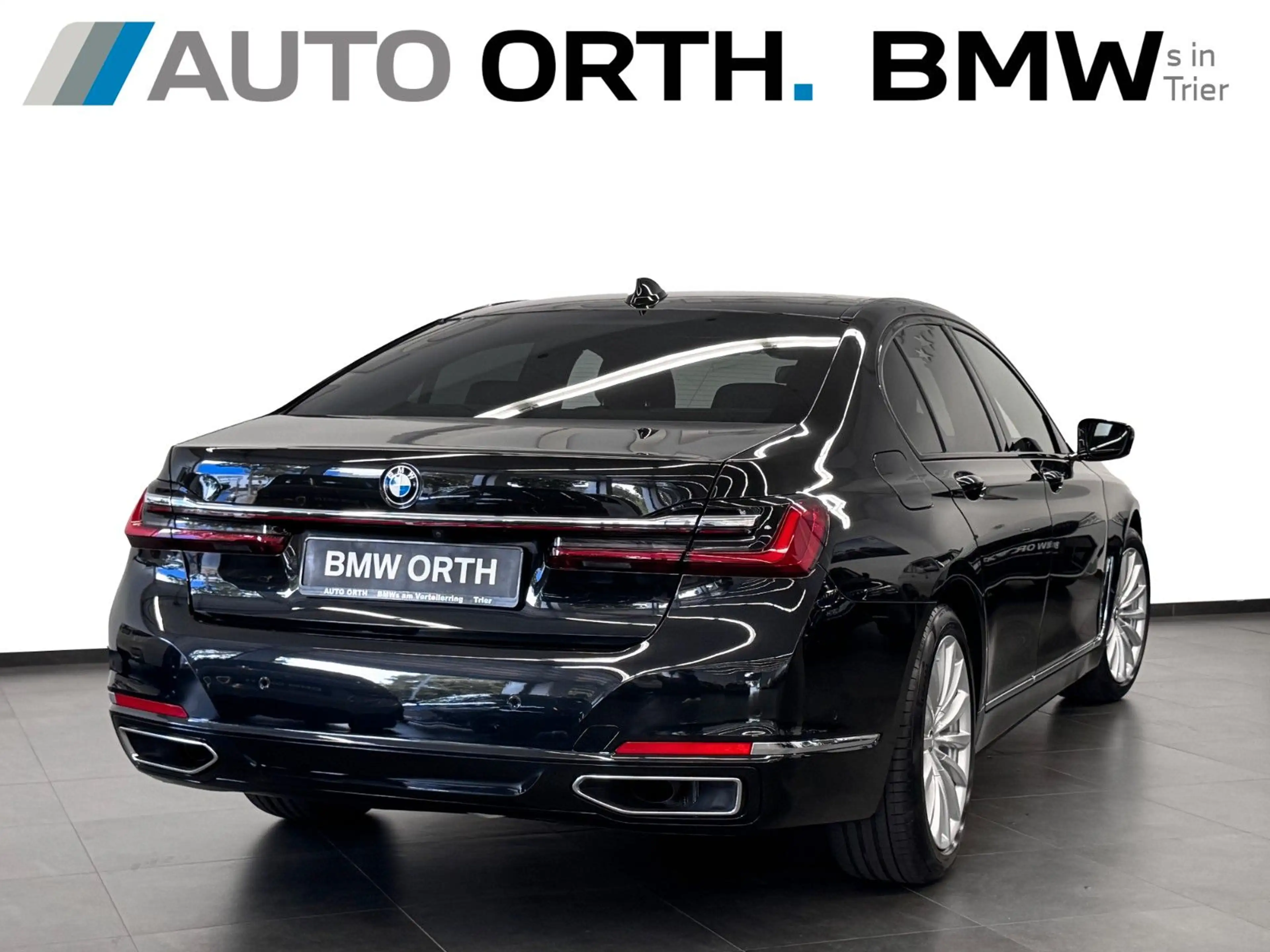 BMW 730 d NAPPA MASSAGE SITZKLIMA ST-HZG ACC 360° AHK — photo 6