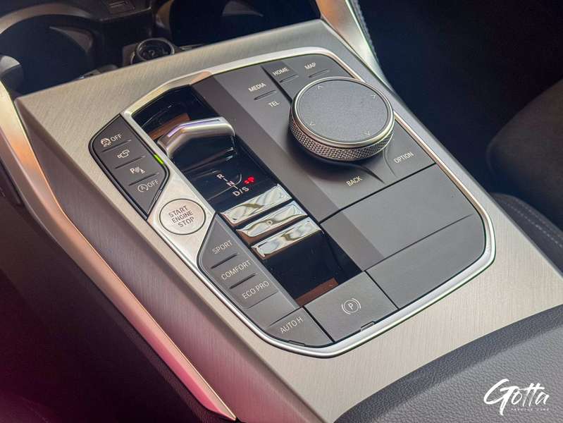 Photo du véhicule BMW 218