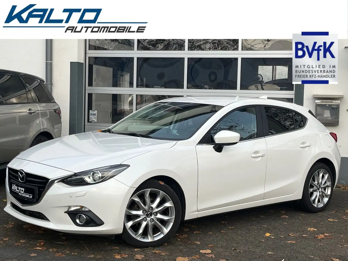 Mazda 3 2.2 SKYACTIV-D 150 Sports-Line Nav,HuD,Xen,Kam Blanco - 2