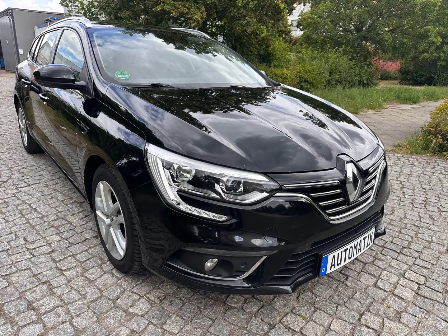 Renault Megane IV Grandtour Business Edition AUTOMATIK Schwarz - 2