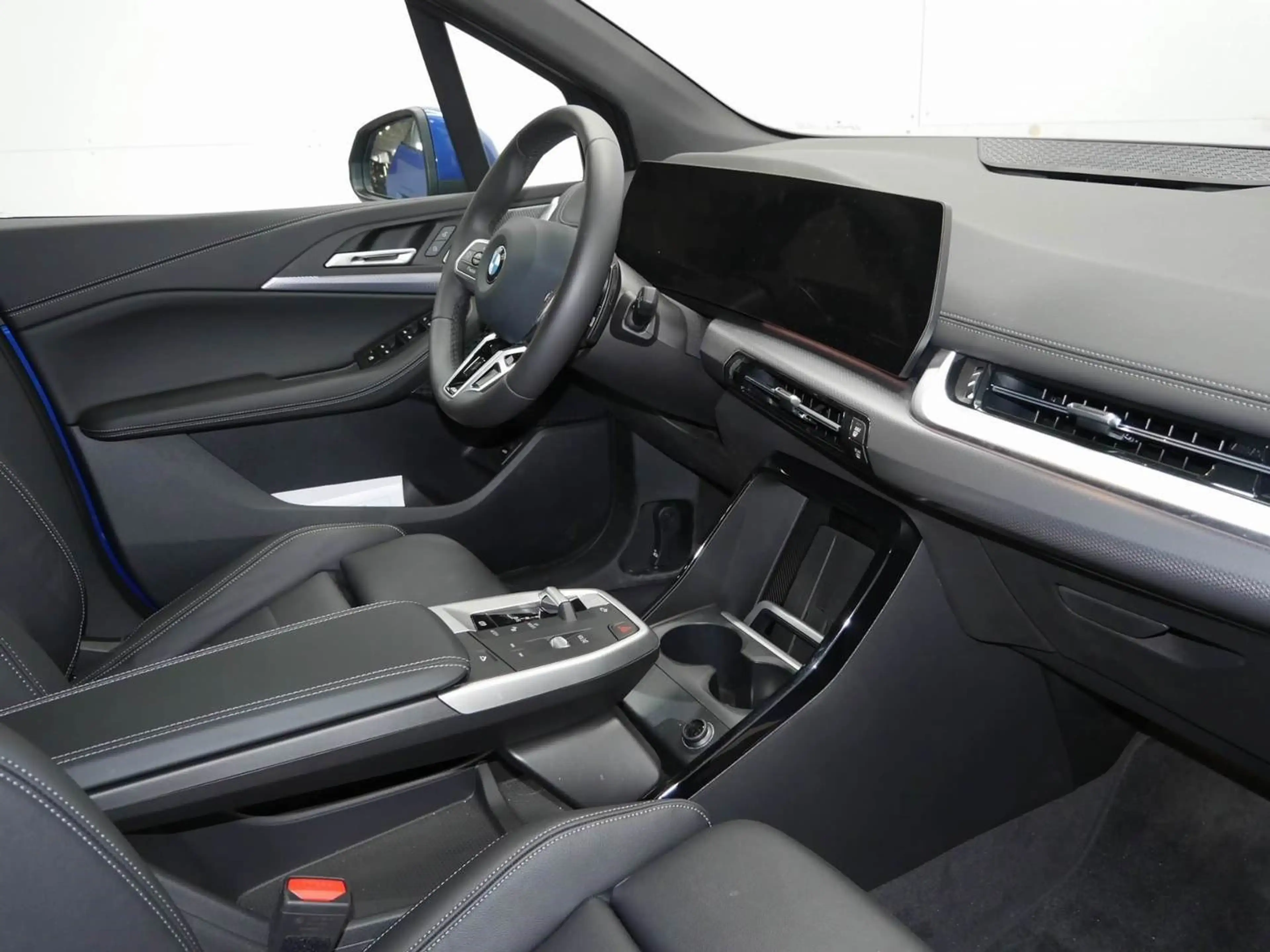 BMW 220 i Active Tourer Aut M Sport — photo 5