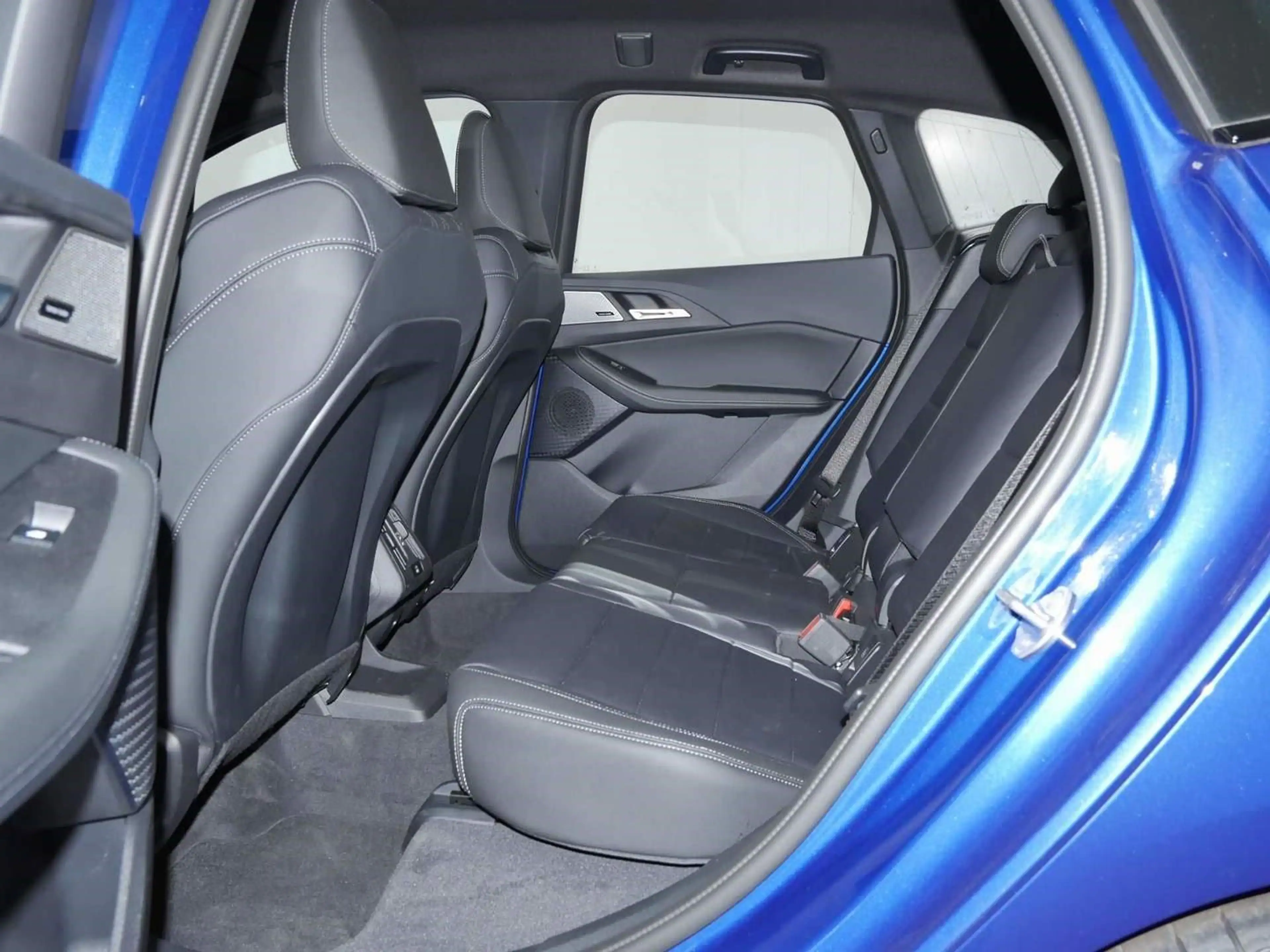 BMW 220 i Active Tourer Aut M Sport — photo 7