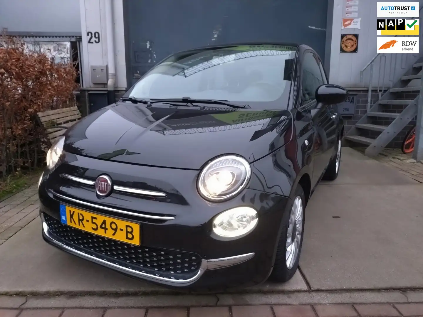Fiat 500 0.9 TwinAir Turbo Lounge Panoramadak Zwart - 1