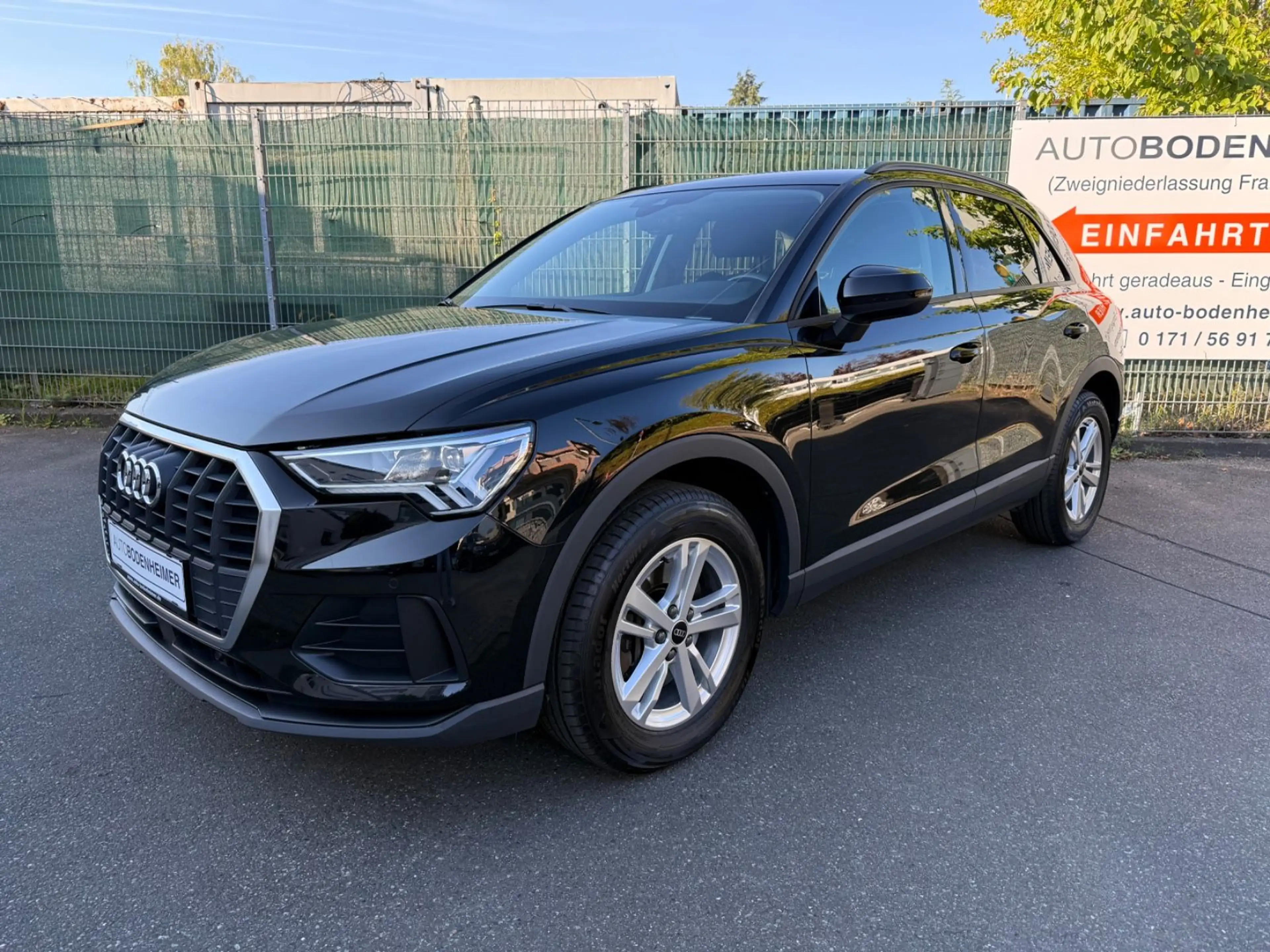 Audi Q3 40 TDI quattro·ACC·LED·MMI Plus·3-Zonen Klima — photo 3