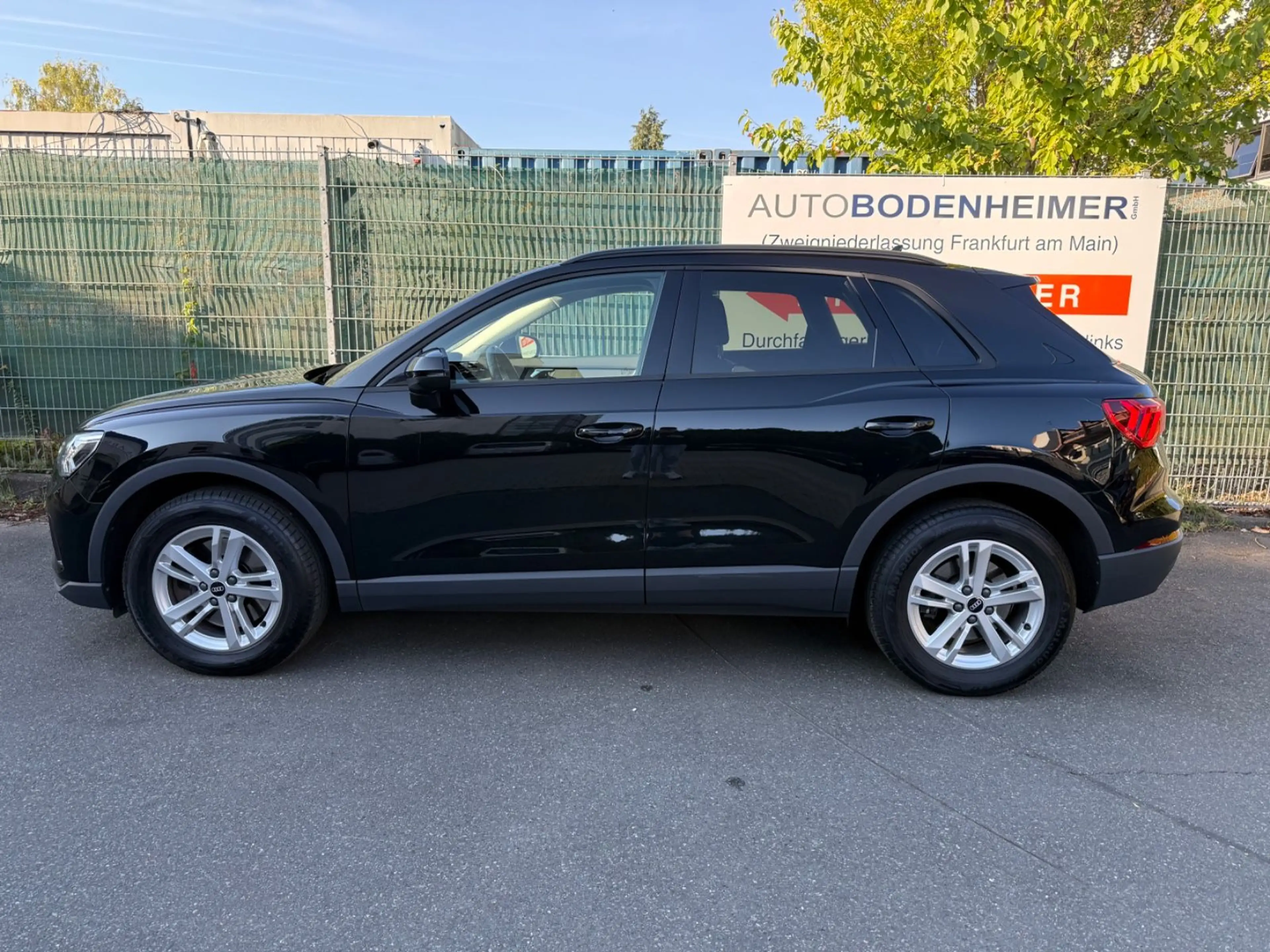 Audi Q3 40 TDI quattro·ACC·LED·MMI Plus·3-Zonen Klima — photo 4