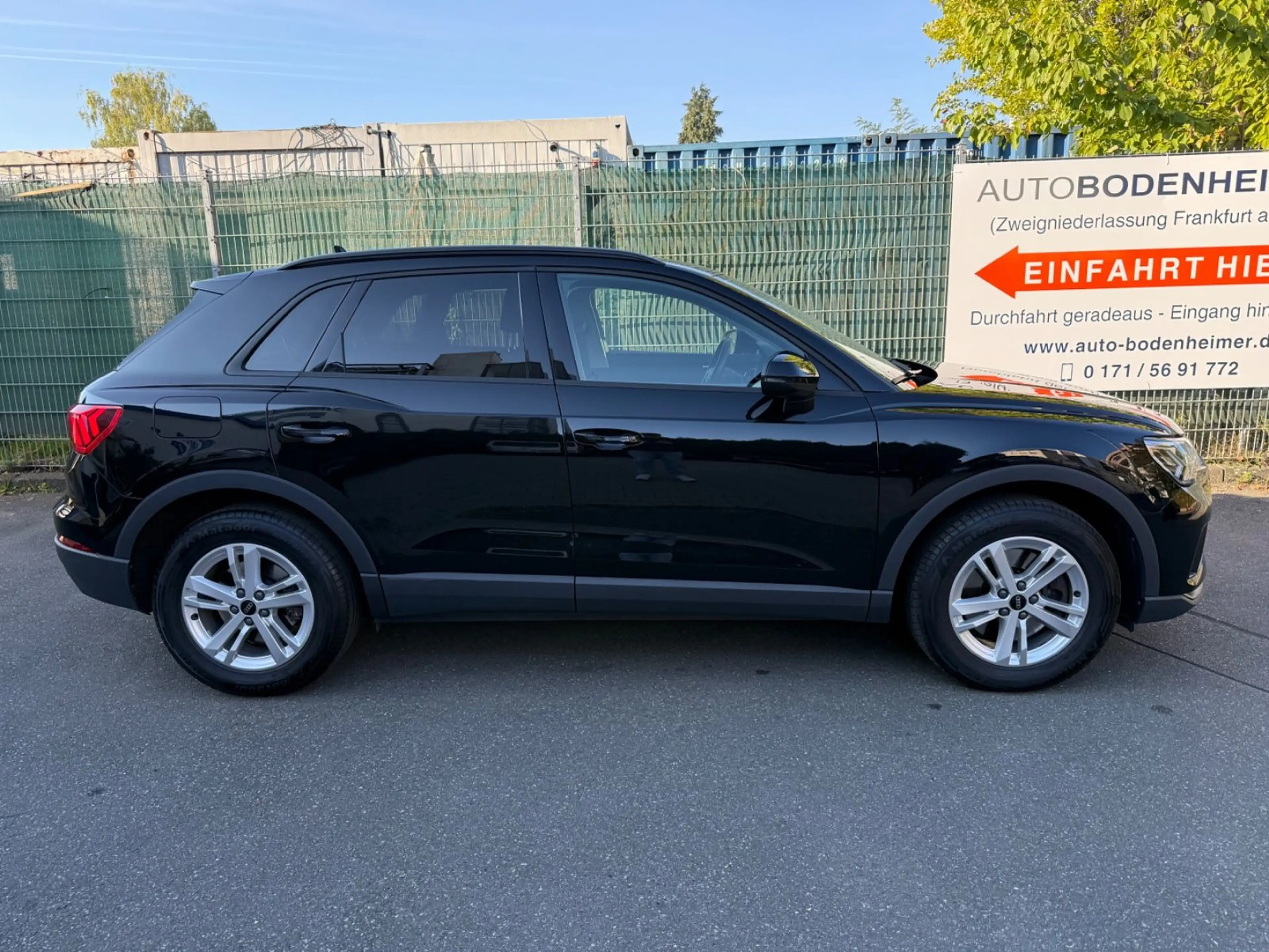 Audi Q3 40 TDI quattro·ACC·LED·MMI Plus·3-Zonen Klima — photo 8