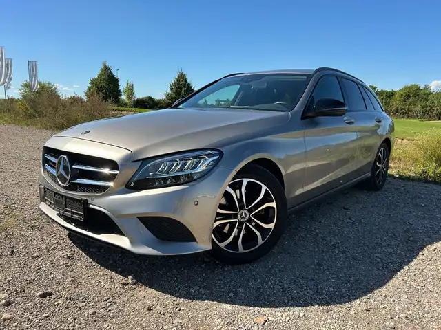 Mercedes-Benz C 200 C -Klasse T-Modell Avantgarde Night VC App