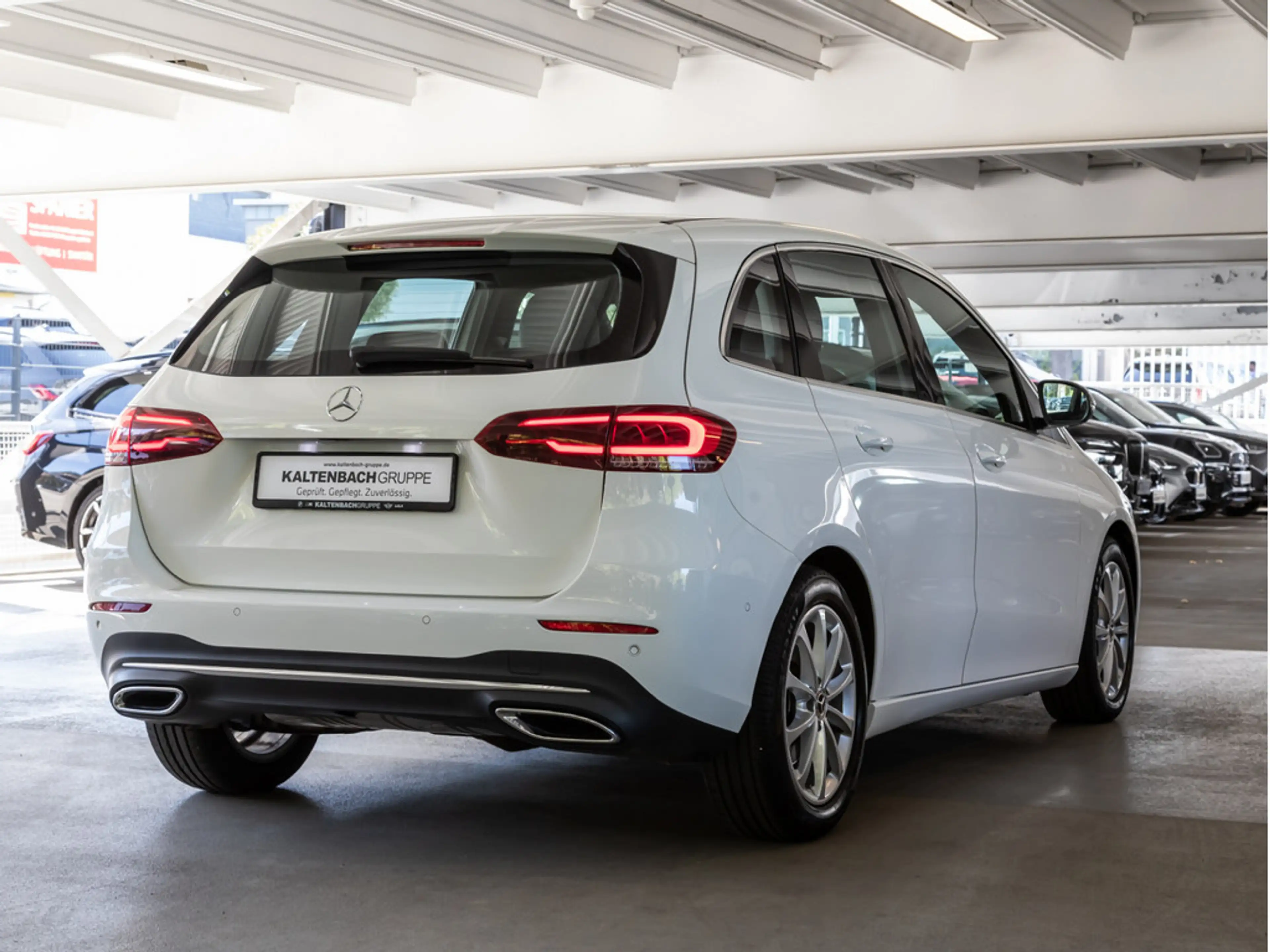 Mercedes-Benz B 220 Progressive 4Matic AHK LED NAVI KAMERA — photo 6