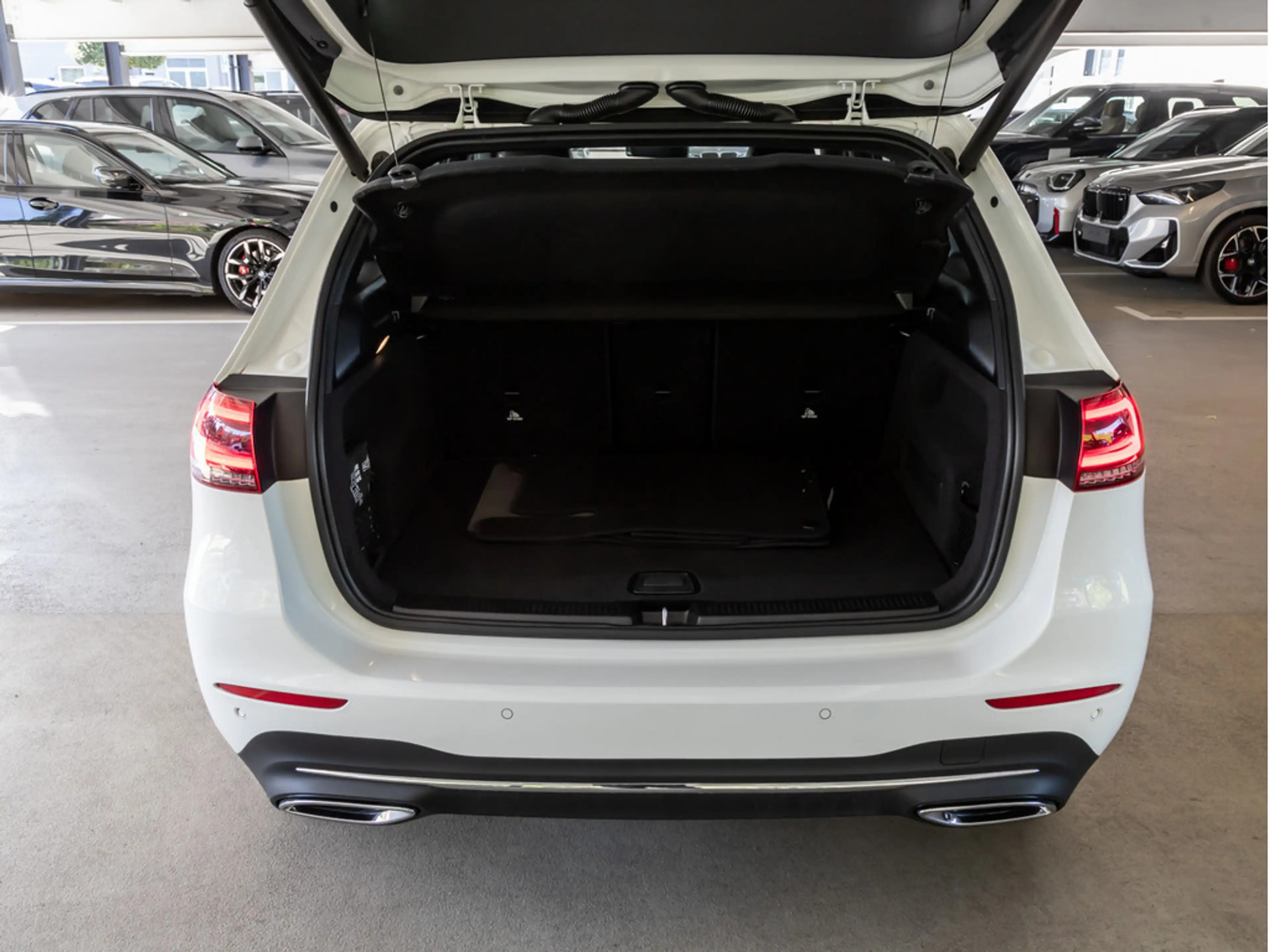 Mercedes-Benz B 220 Progressive 4Matic AHK LED NAVI KAMERA — photo 13