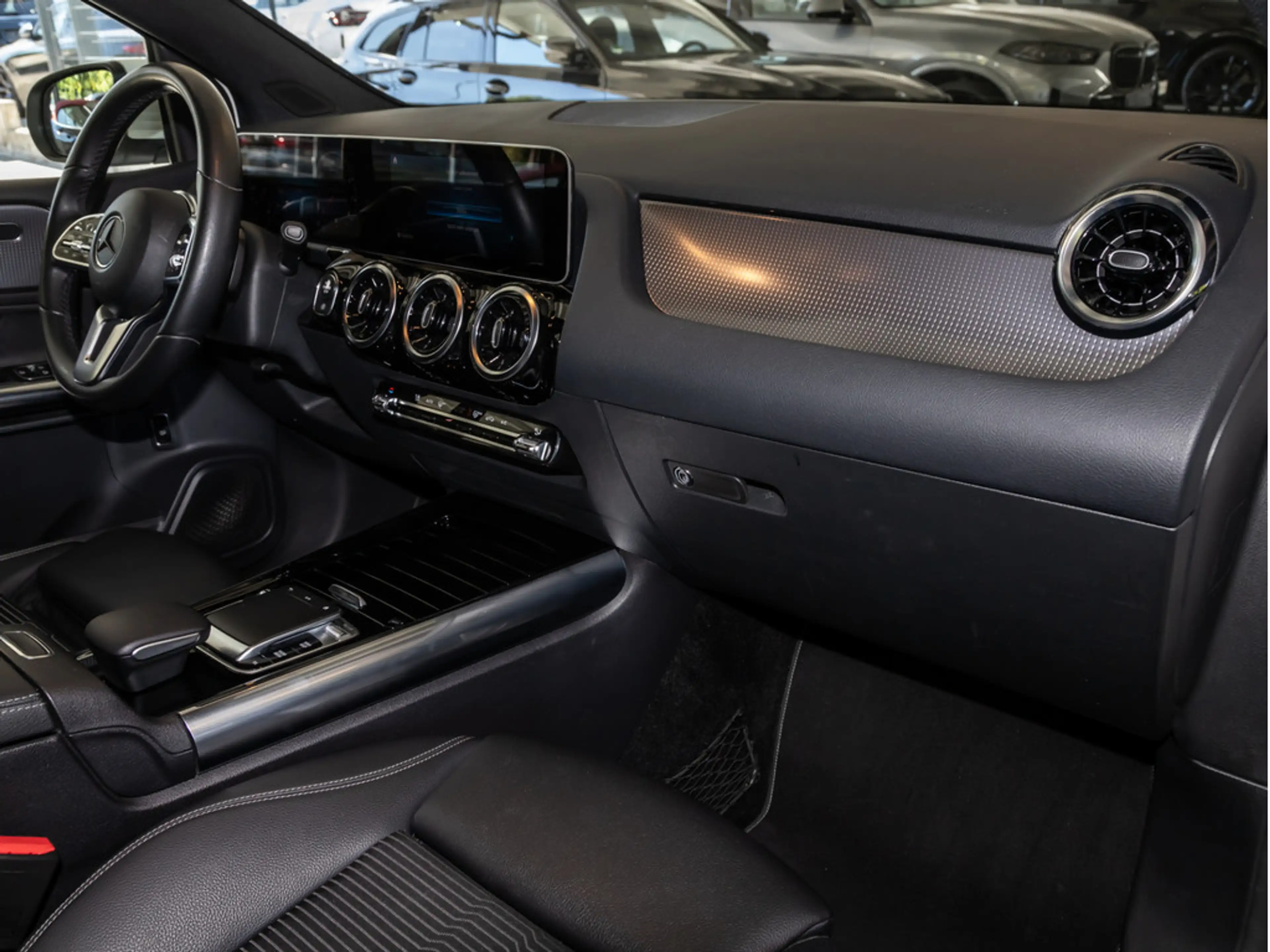 Mercedes-Benz B 220 Progressive 4Matic AHK LED NAVI KAMERA — photo 9
