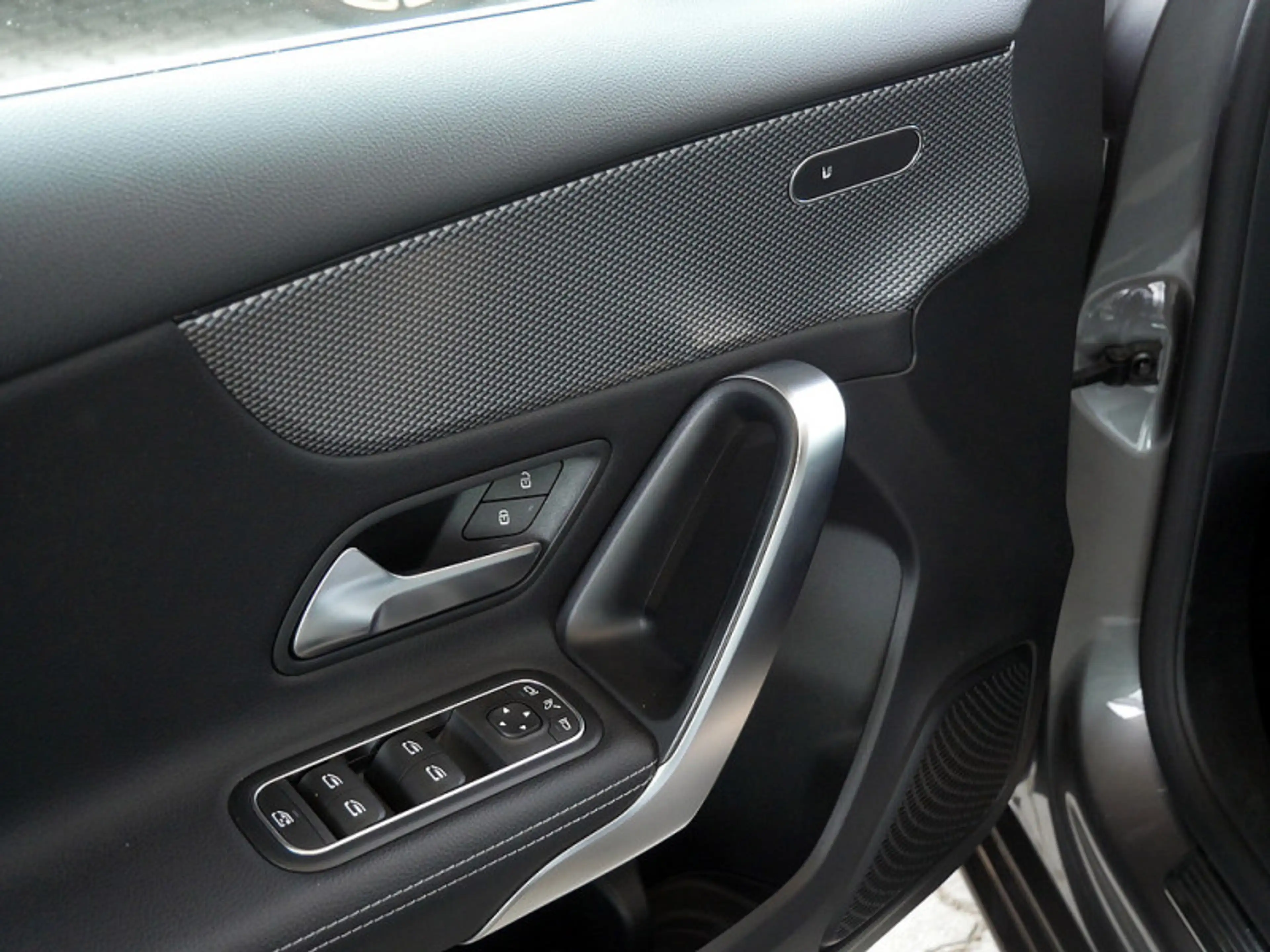 Mercedes-Benz A 250 Kompaktlimousine PREMIUM PROGRESSIVE AHK — photo 12