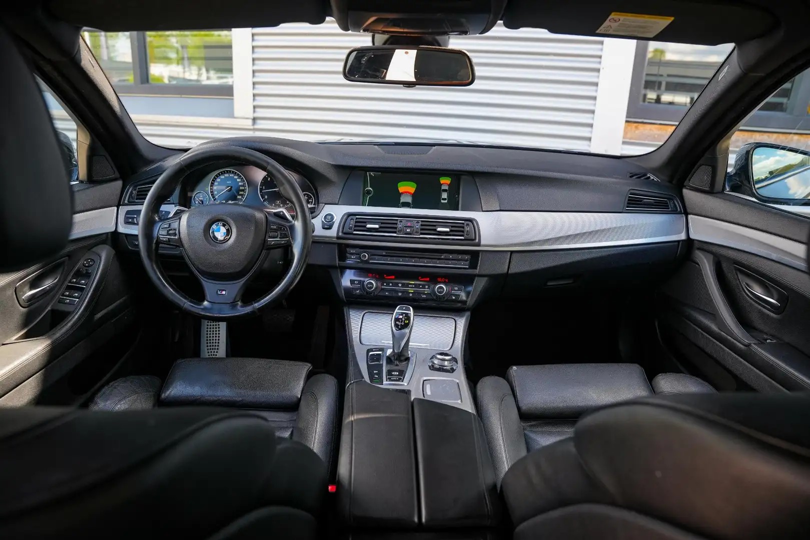 BMW M550 5-serie M550xd Navi Stoelverw. Cruise Leer Memory Černá - 2