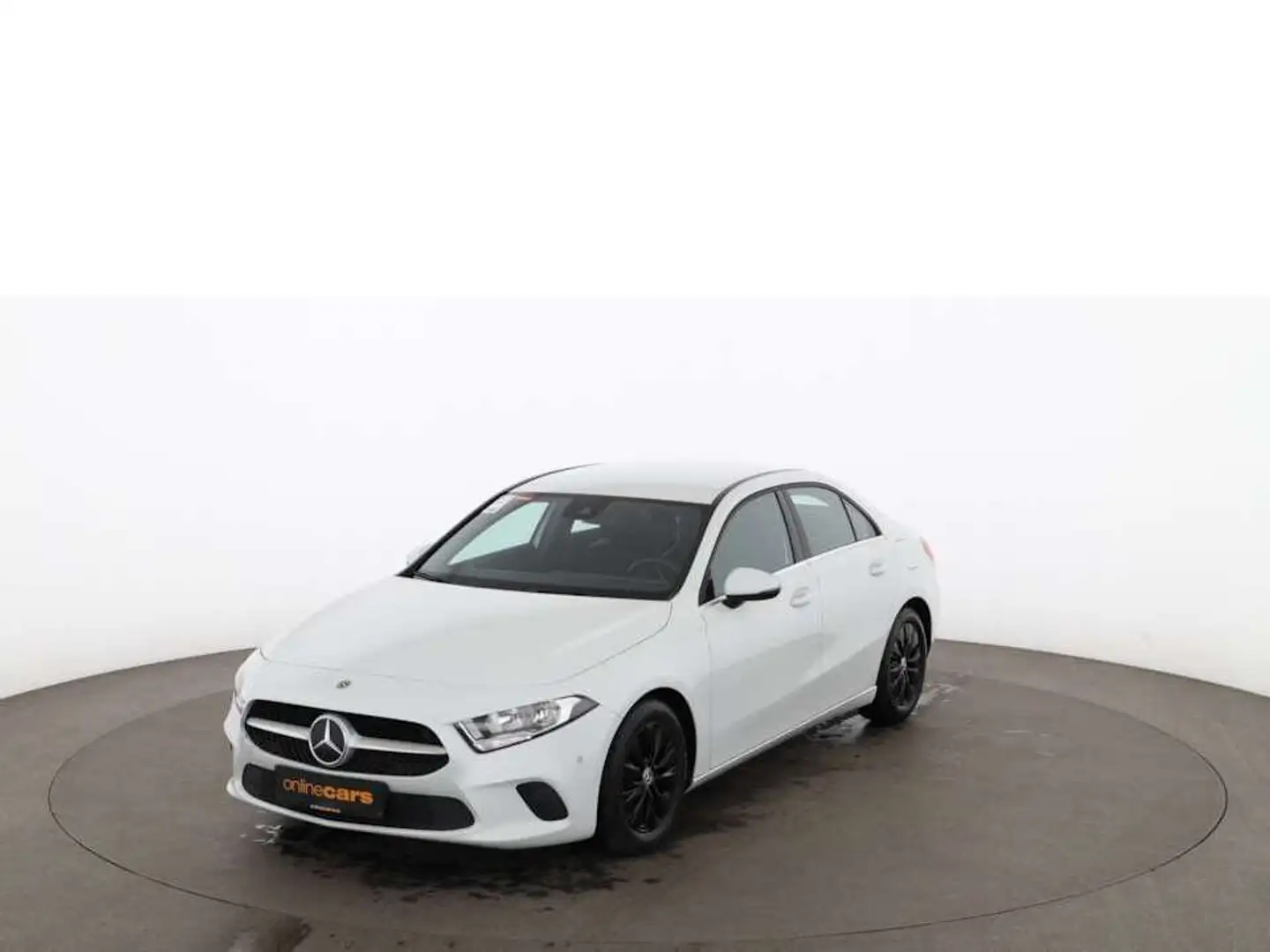 Mercedes-Benz A 180 d Style Aut NAVI ASSIST DIGITAL-TACHO LEDER Weiß - 1