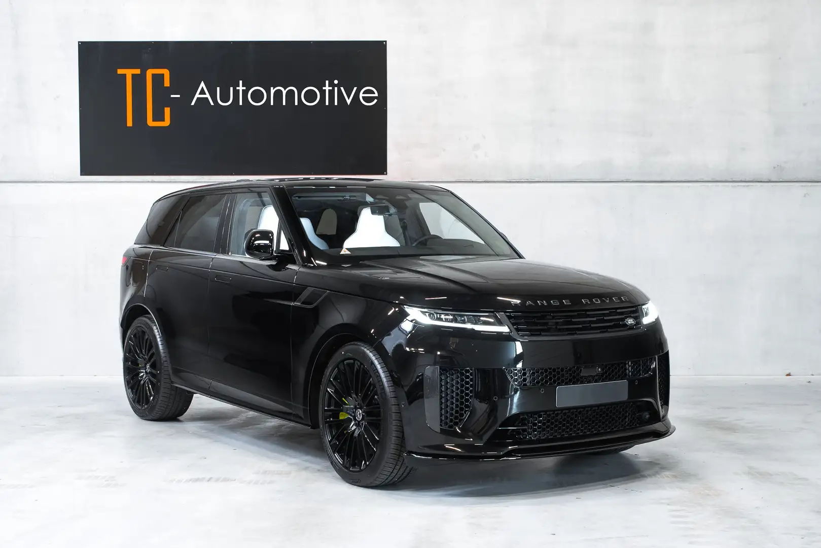 Land Rover Range Rover Sport P635 SV Edition One 24MY Black - 1