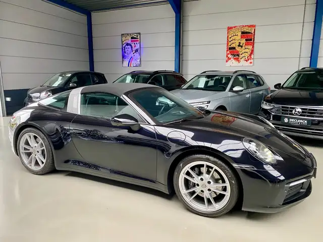 Porsche 992 Carrera 4  One Owner   3.0 Turbo PDK