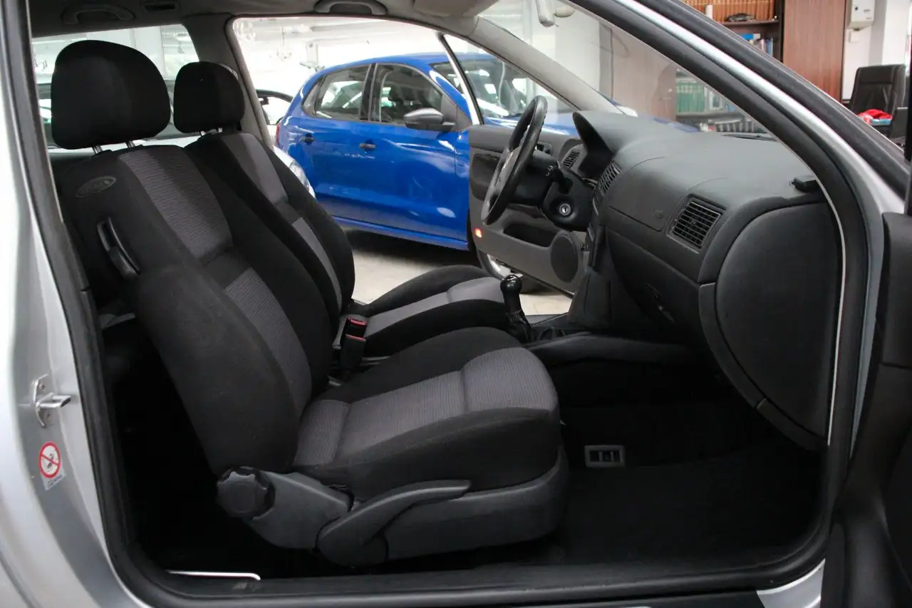 Volkswagen Golf 1.9TDI Edition *Klimaautomatik*, foto 10