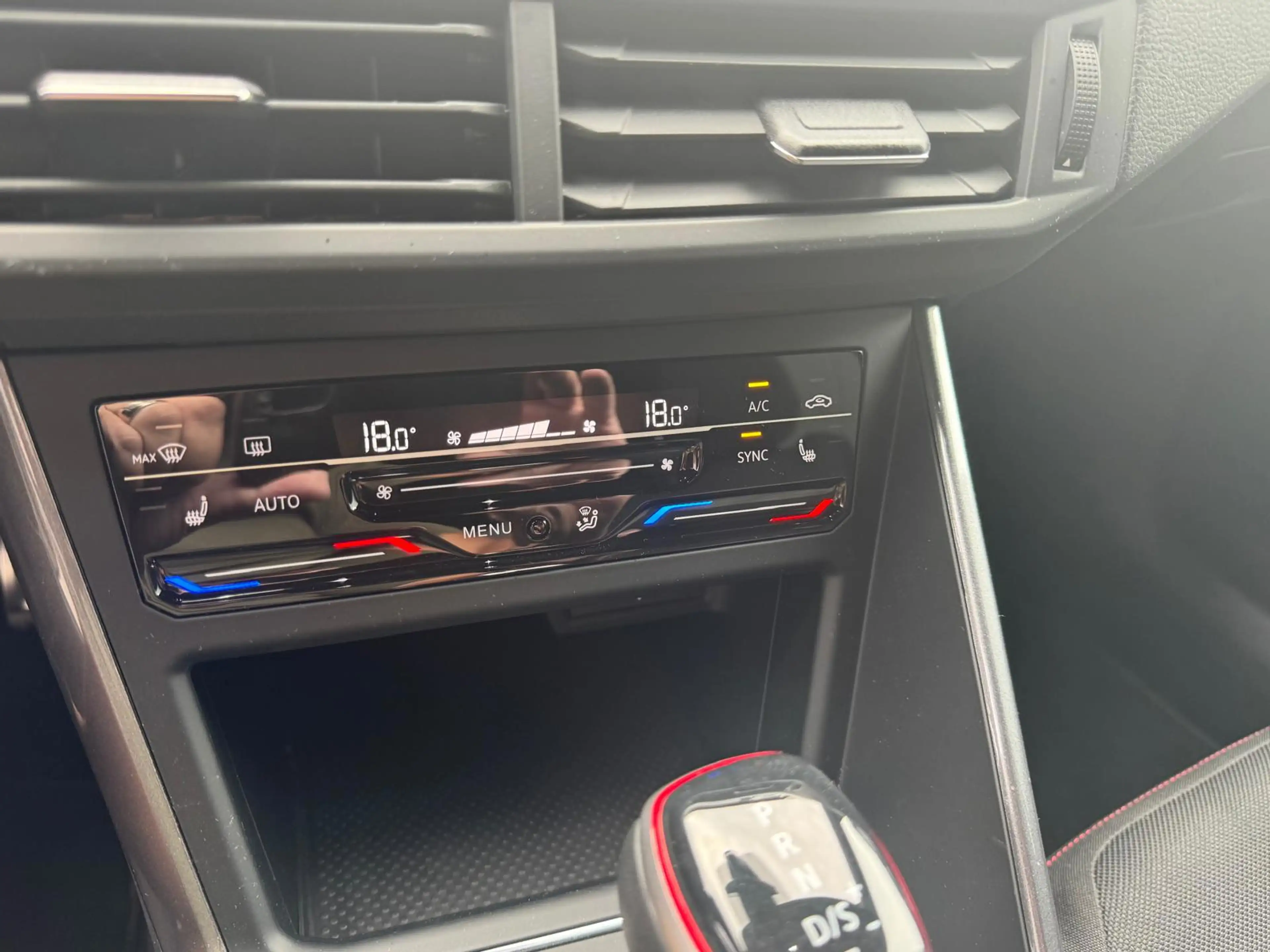 Volkswagen Polo GTI 2.0 TSI — photo 7