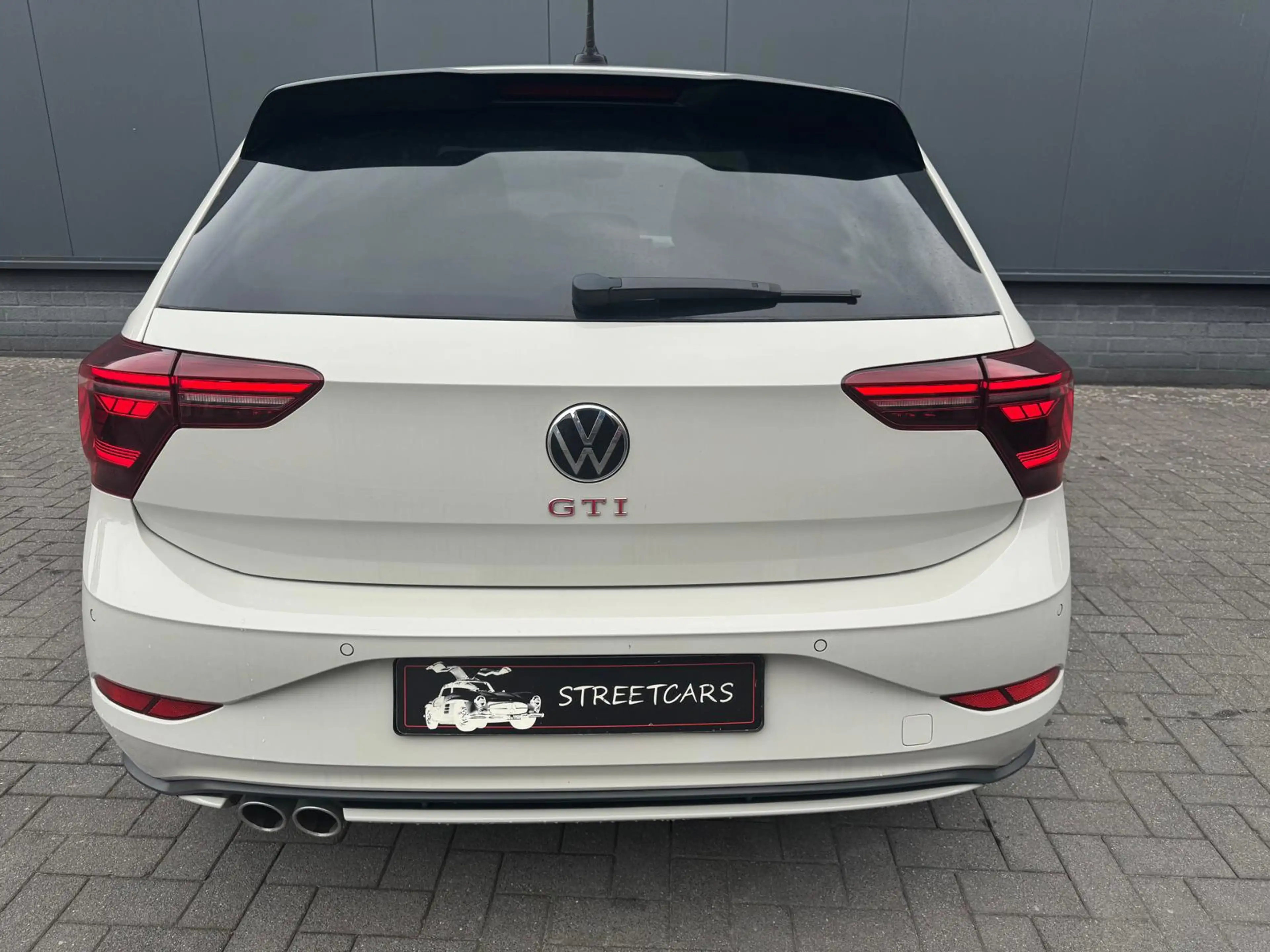 Volkswagen Polo GTI 2.0 TSI — photo 3