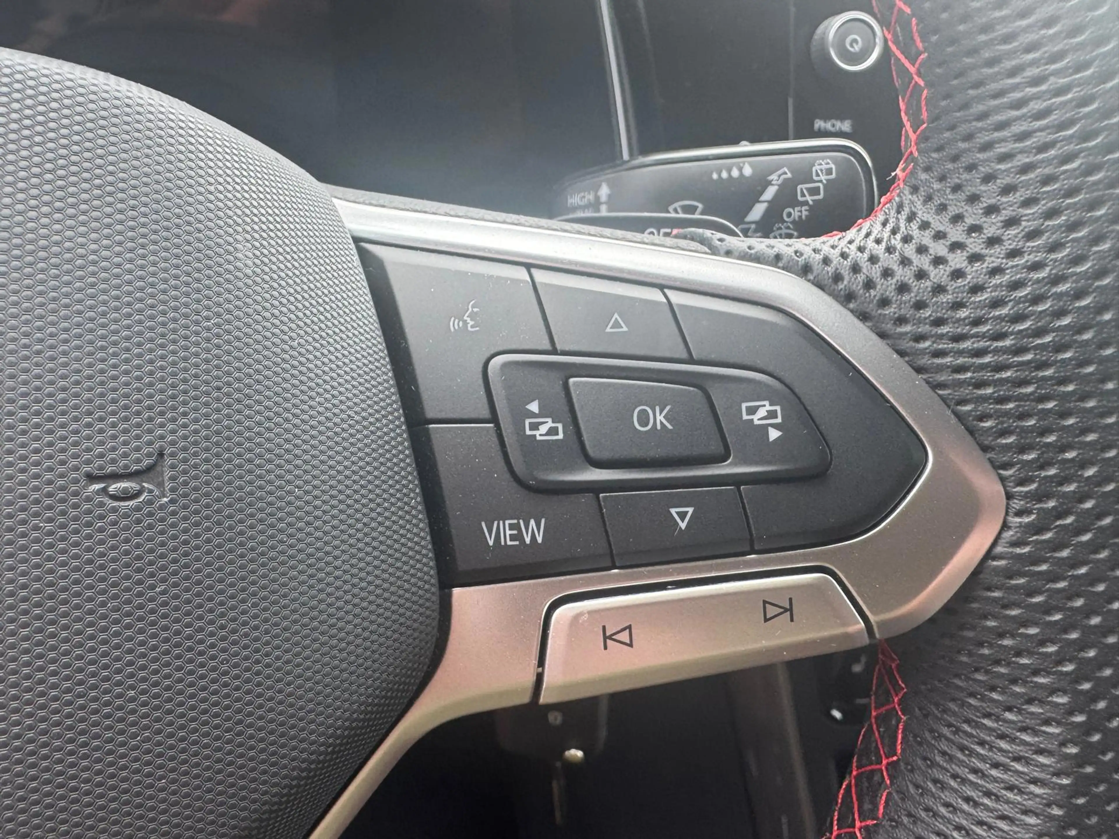 Volkswagen Polo GTI 2.0 TSI — photo 9