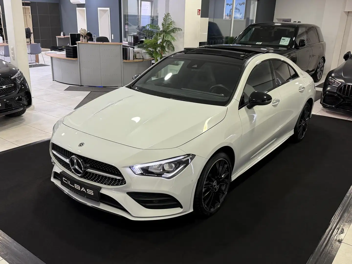 Mercedes-Benz CLA 250 e AMG-Line *PANO*SITZHEIZUNG*NIGHT*LED* Weiß - 1