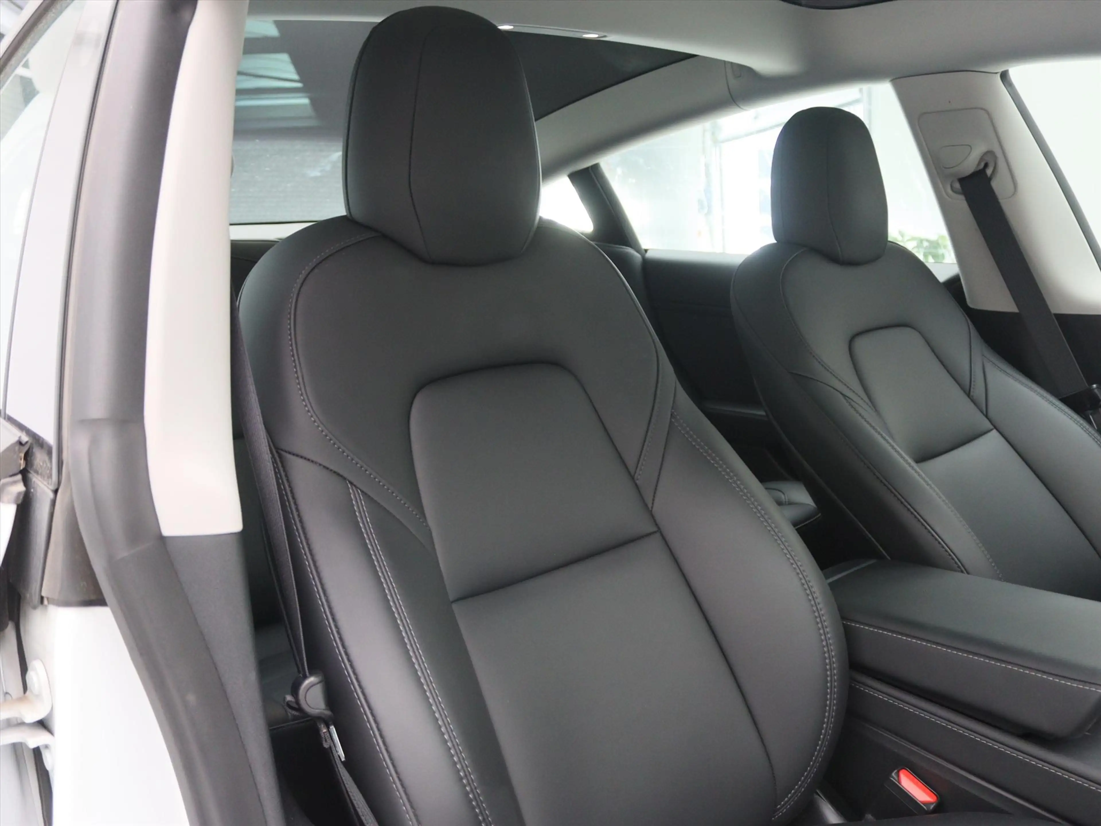 Tesla Model 3 Standard RWD Plus UPGRADE 94.5% SoH [ LFP-ACCU+WAR — photo 18