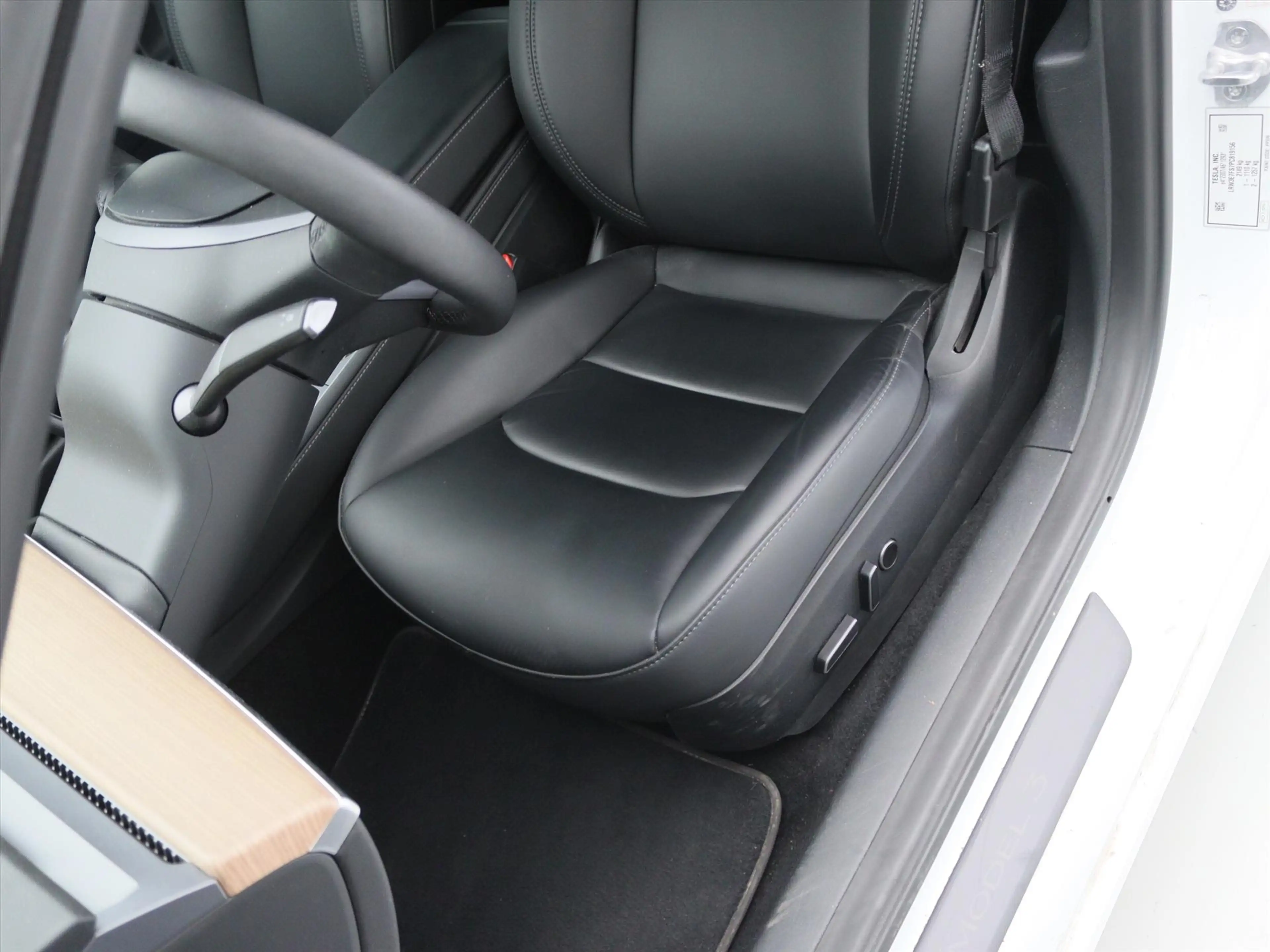 Tesla Model 3 Standard RWD Plus UPGRADE 94.5% SoH [ LFP-ACCU+WAR — photo 19
