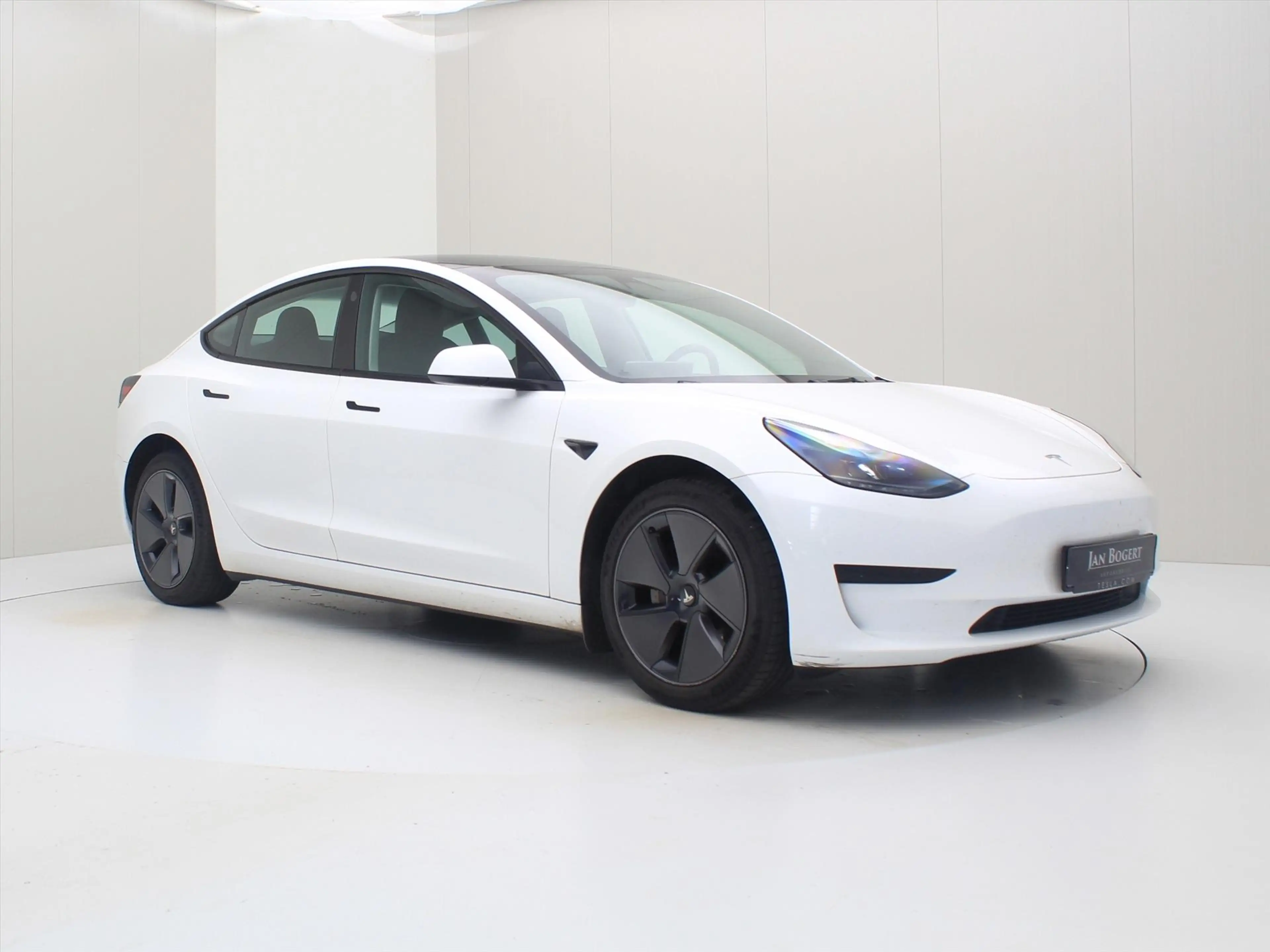 Tesla Model 3 Standard RWD Plus UPGRADE 94.5% SoH [ LFP-ACCU+WAR — photo 4