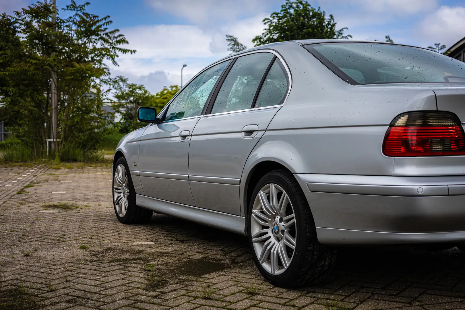 BMW 525 525i Executive Gri - 2