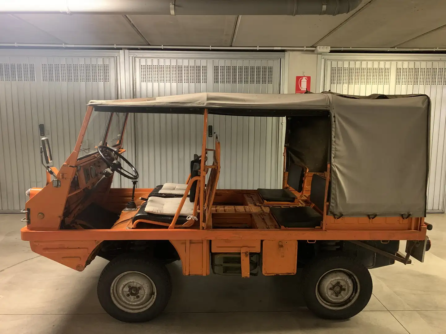 Puch Haflinger 700 AP Oranje - 1