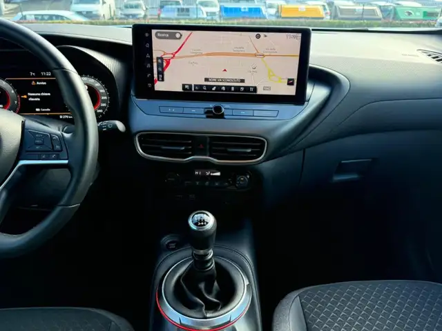 Nissan Juke view 12