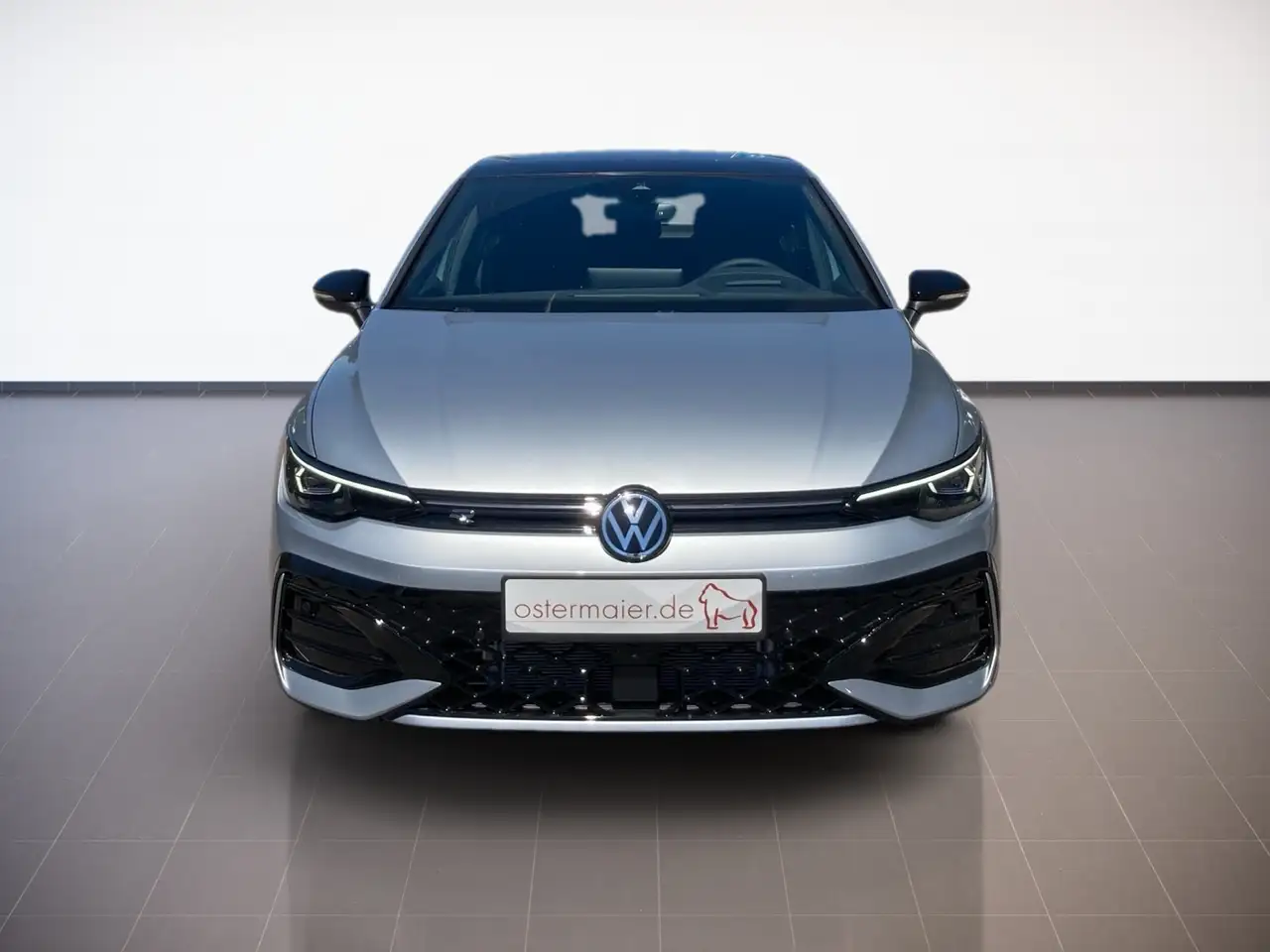 Volkswagen Golf VIII R-LINE 1.5TSI DSG PANORAMA.HARMAN.NAVI 3